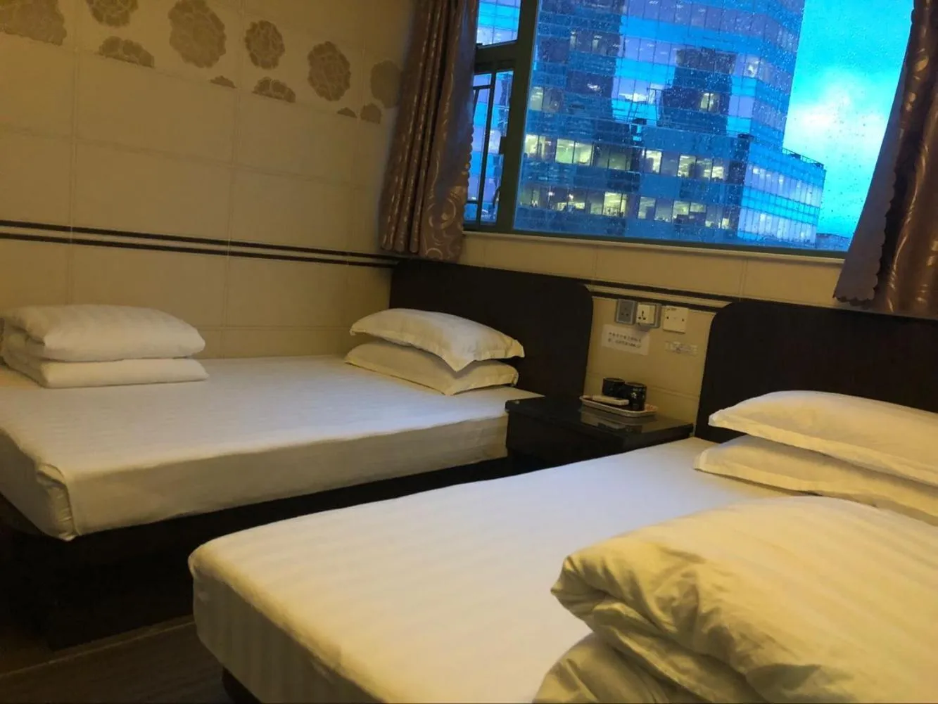 Standard Quadruple Room in B&B Mongkok Hotel