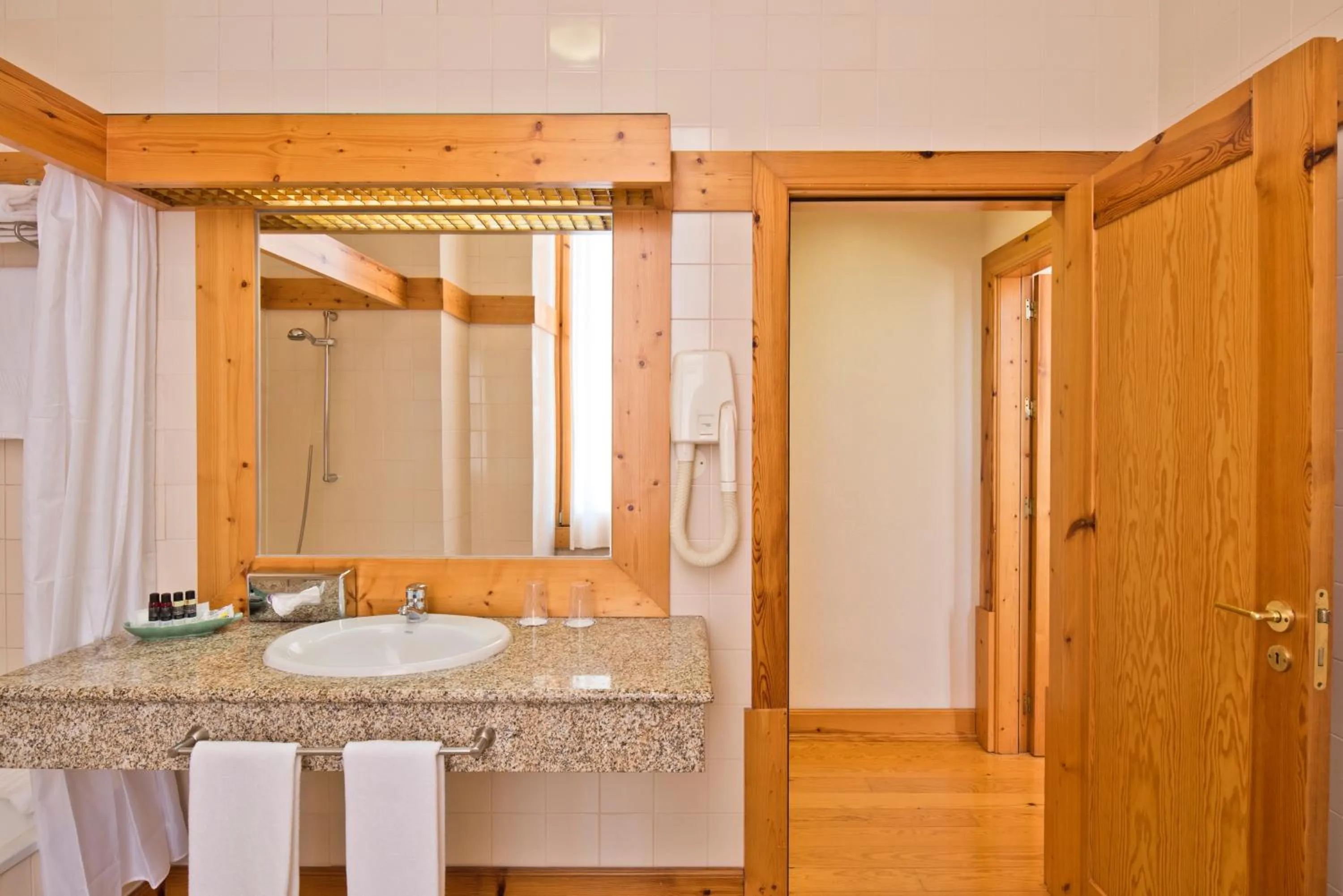 Standard Double Room in Lam Hotel Convento do Desagravo