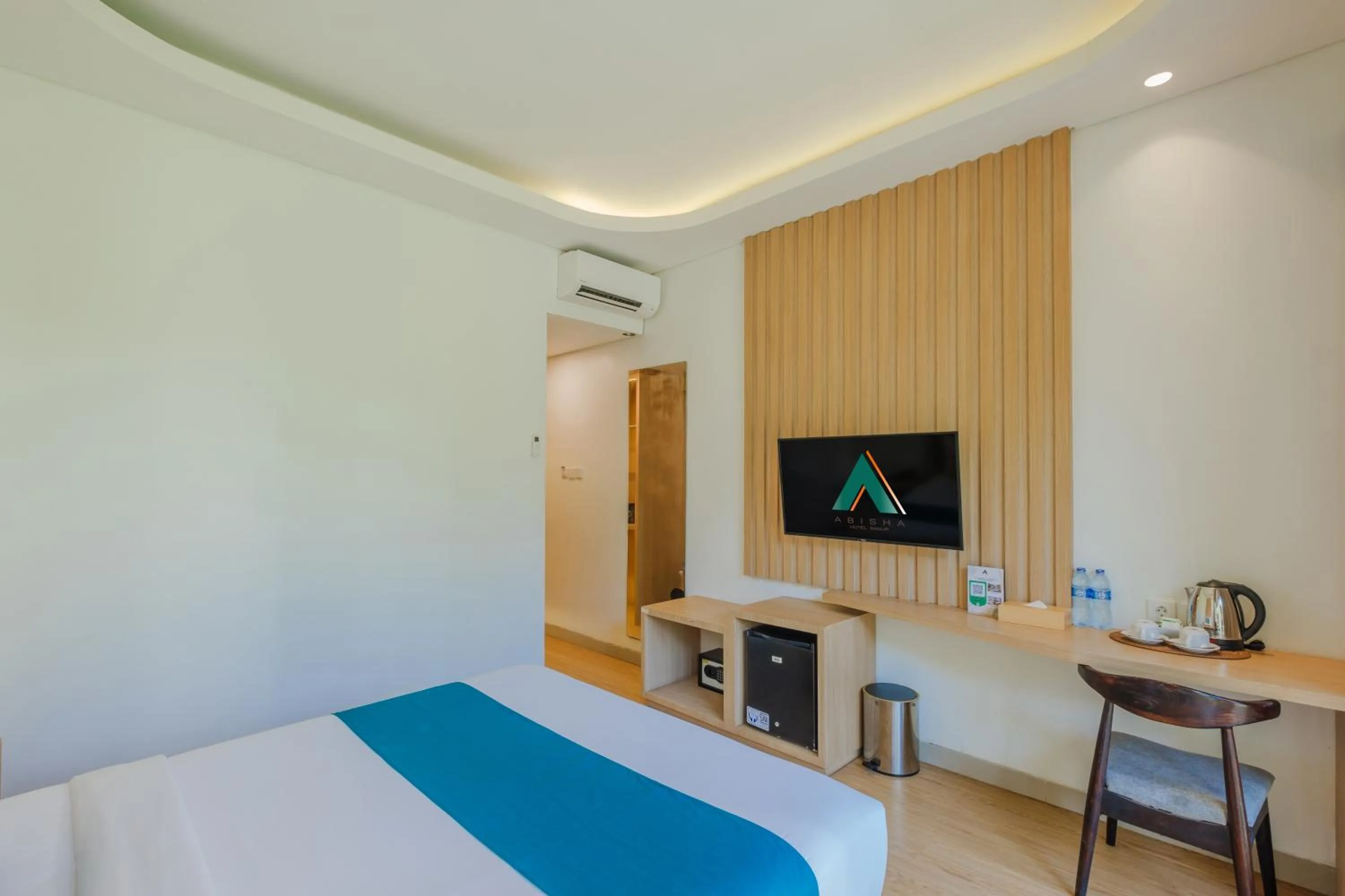 Deluxe Double or Twin Room with Pool Access in ABISHA Hotel Sanur