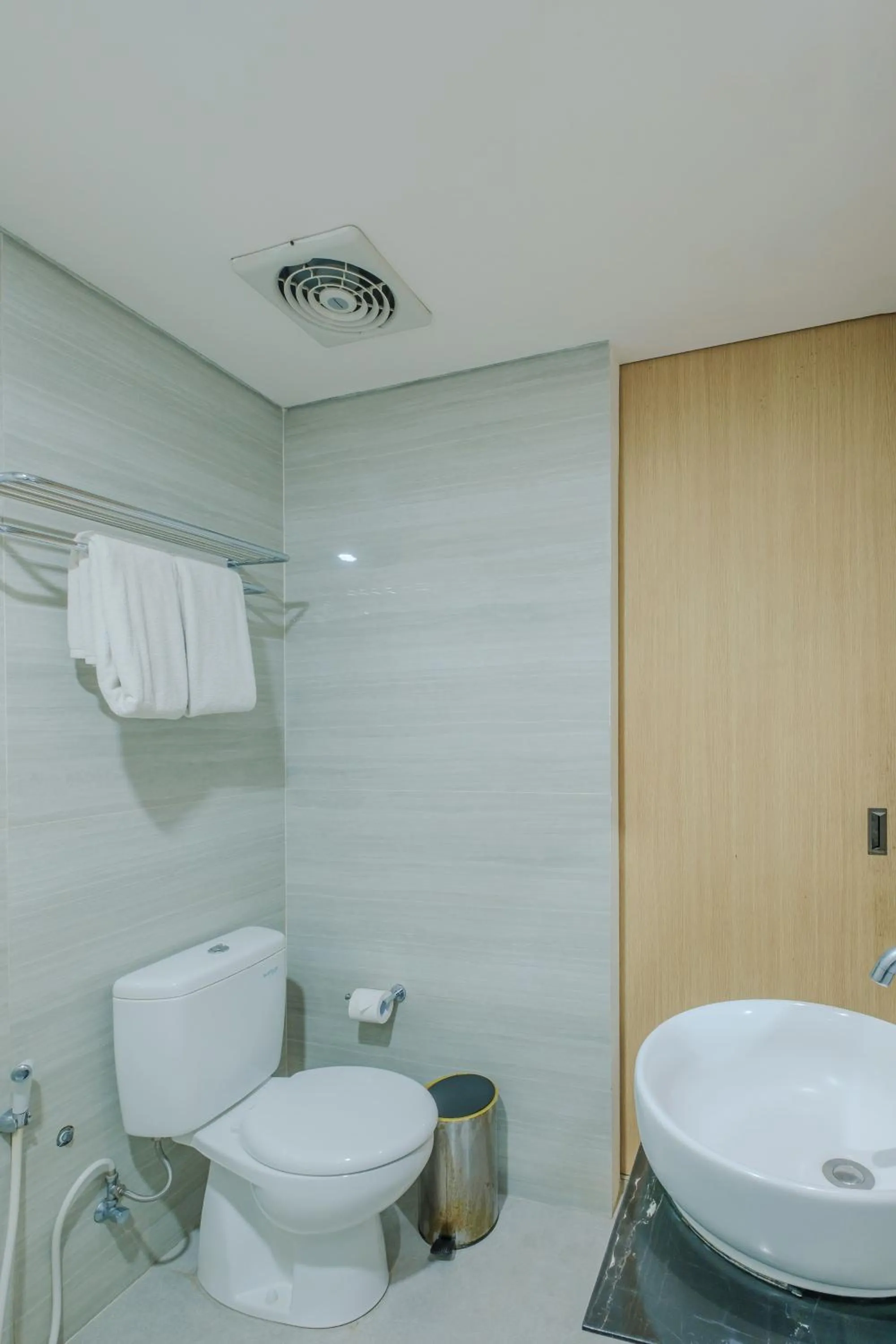 Deluxe Room (2 Adults + 1 Child) - single occupancy in ABISHA Hotel Sanur