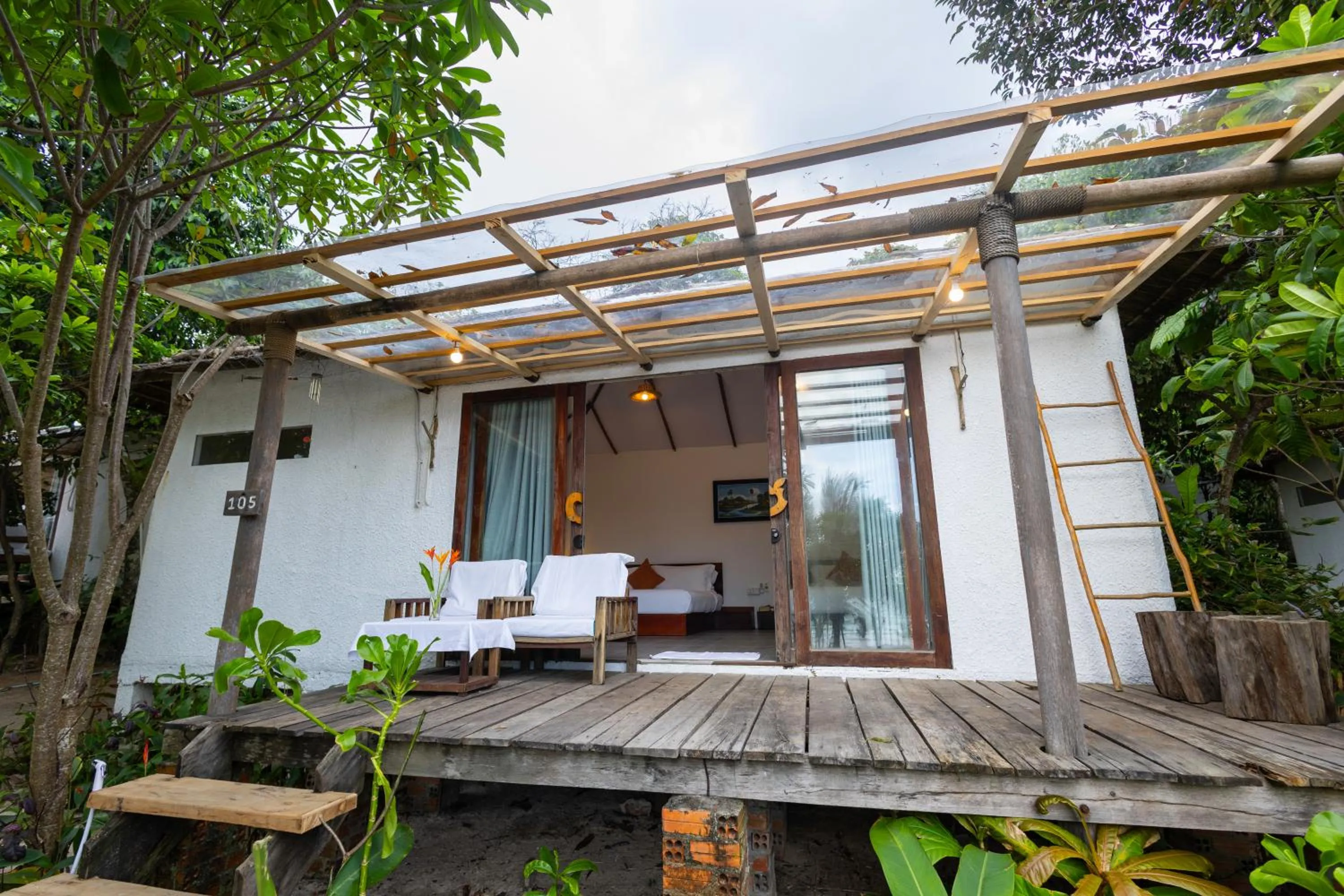 Family Suite in Long Beach Resort Koh Rong