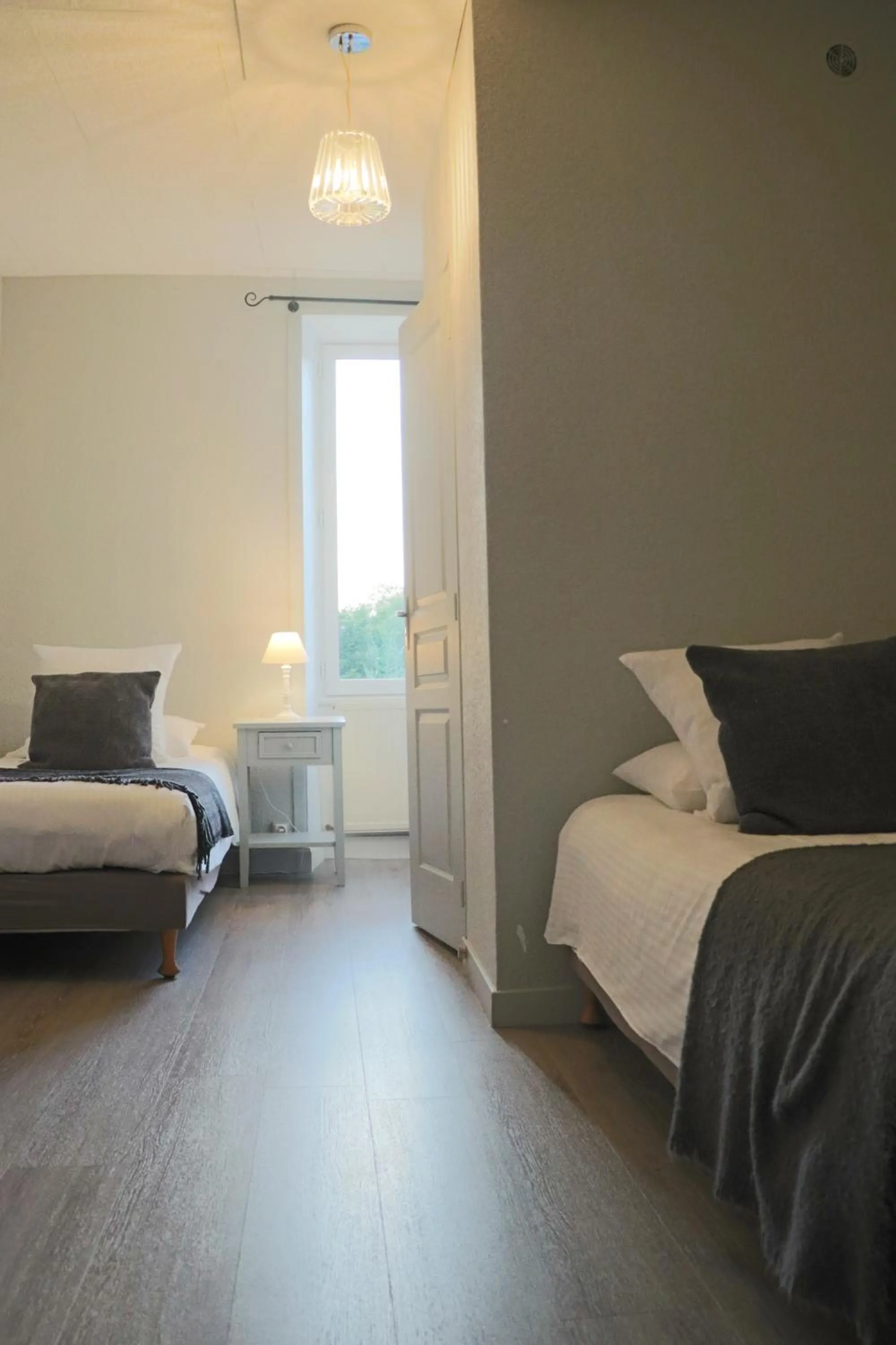 Twin Room in Logis Hôtel Restaurant La Brasserie