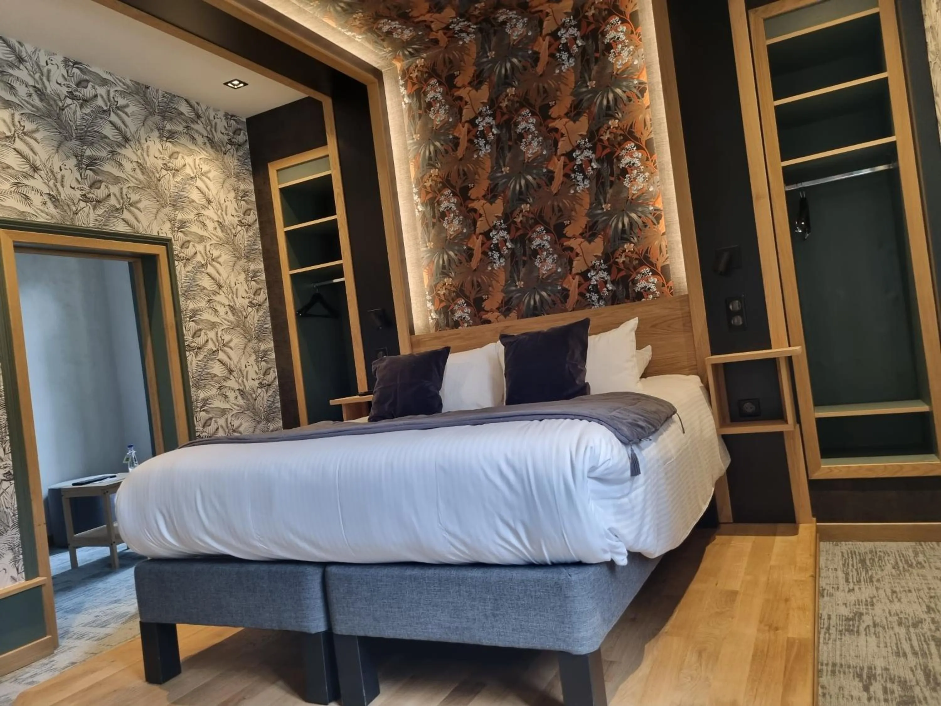 Suite in Logis Hôtel Restaurant La Brasserie