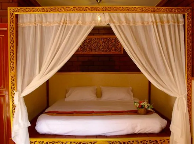 Deluxe Double or Twin Room in Irawadee Resort