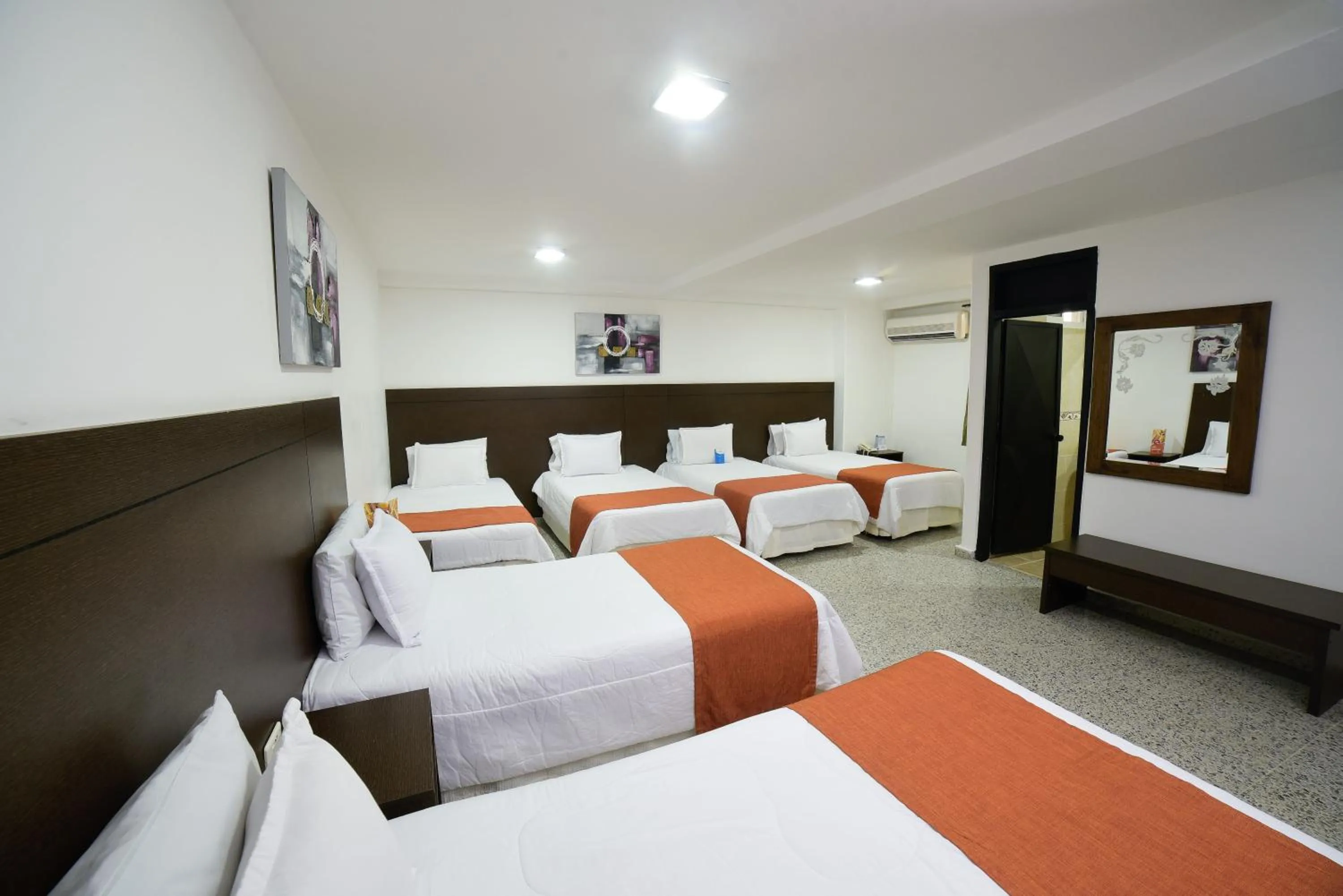 Quintuple Room in Hotel Arawak Upar