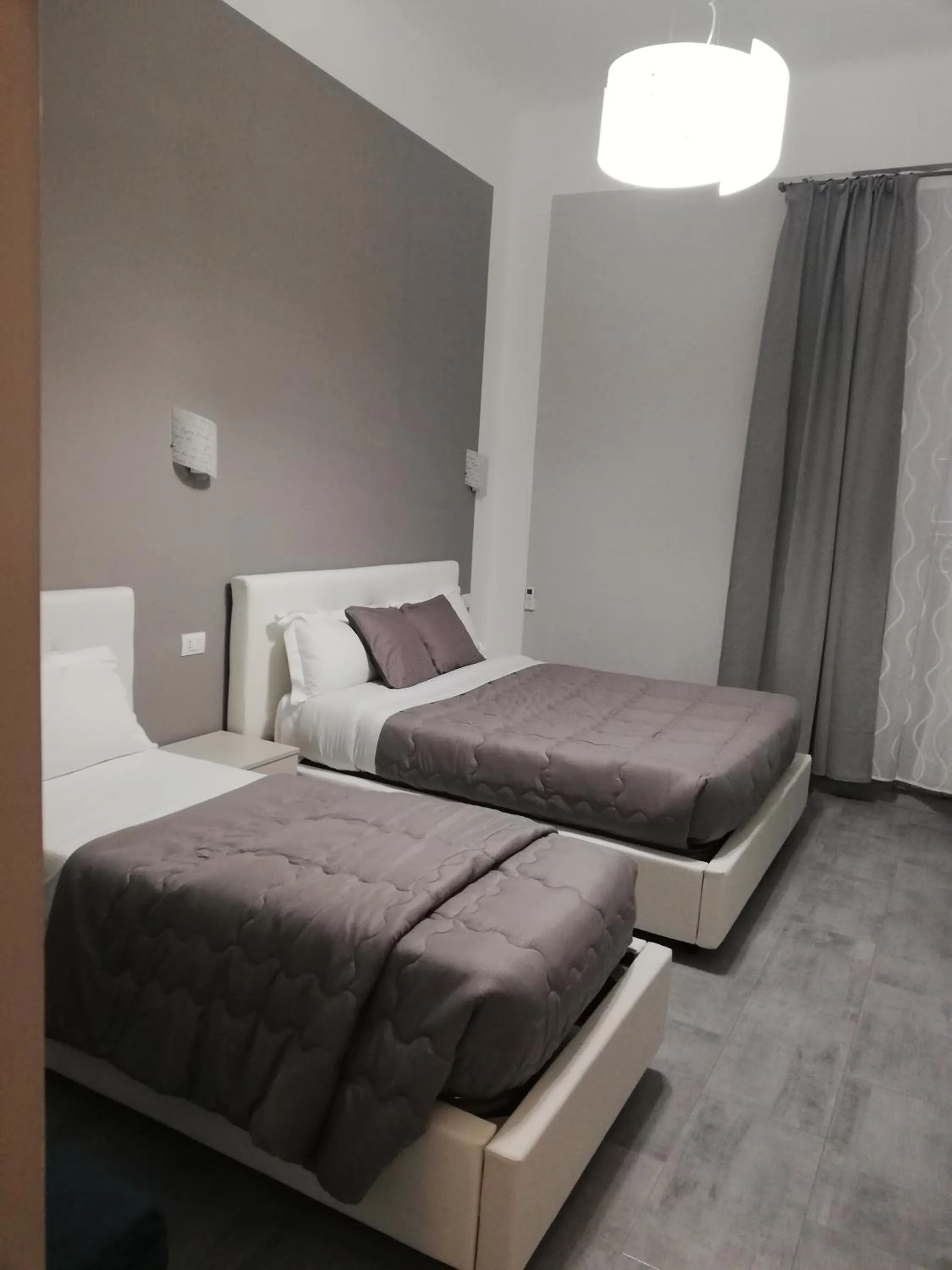 Deluxe Quadruple Room in Garden's Elide