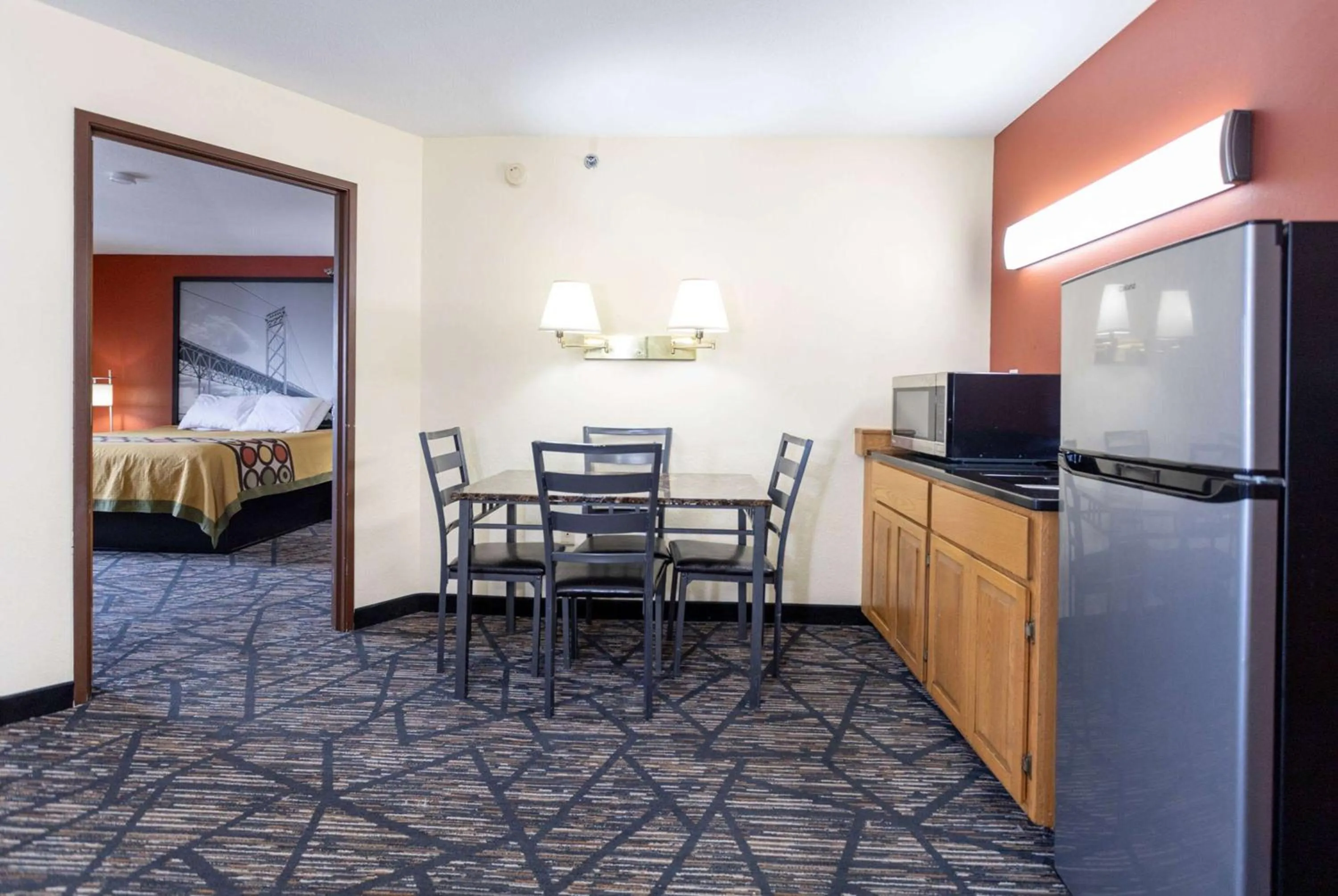 Deluxe King Suite with Spa Bath - Non-Smoking in Super 8 by Wyndham Big Rapids