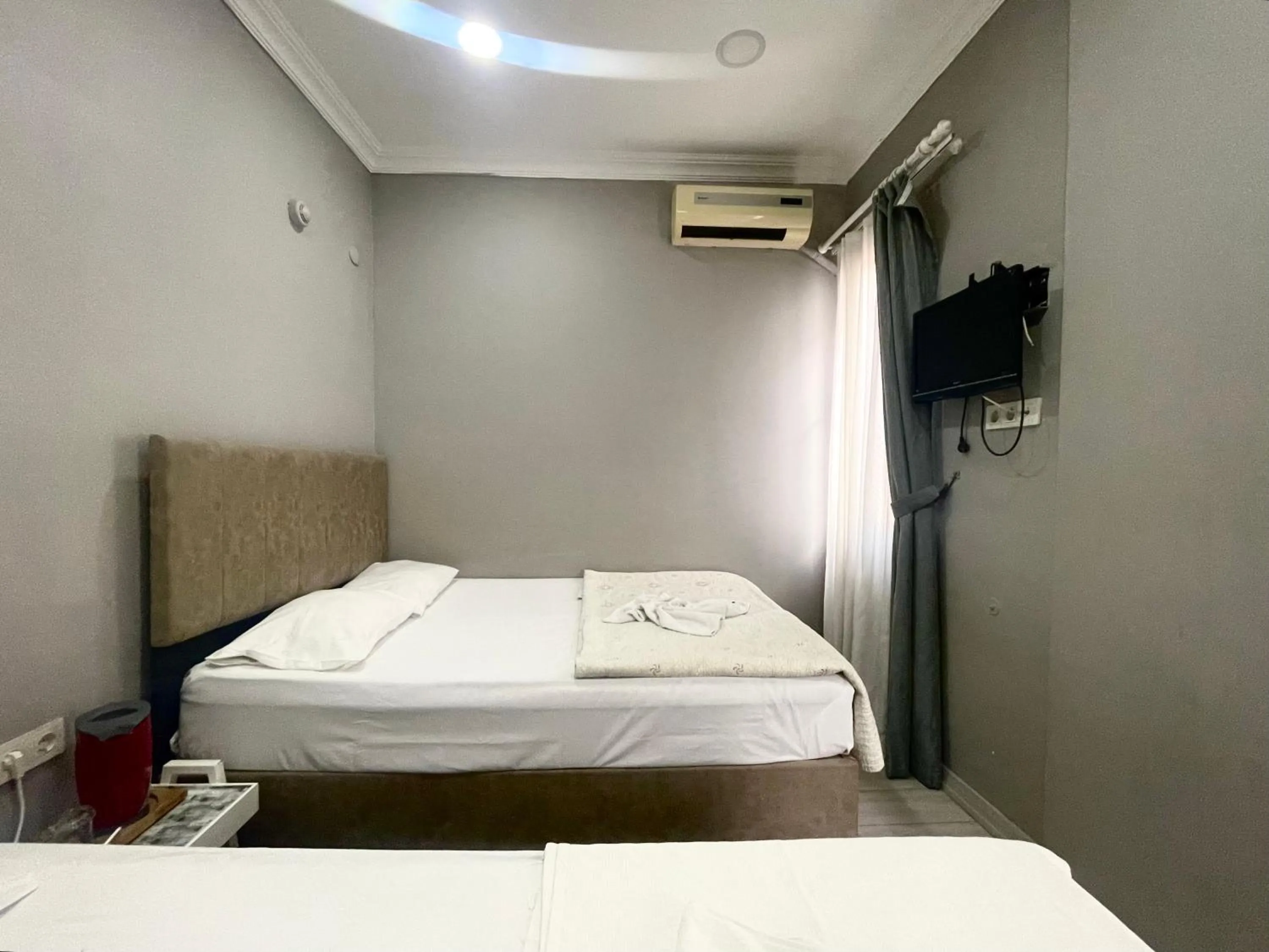 Standard Single Room in Hotel Yasmin