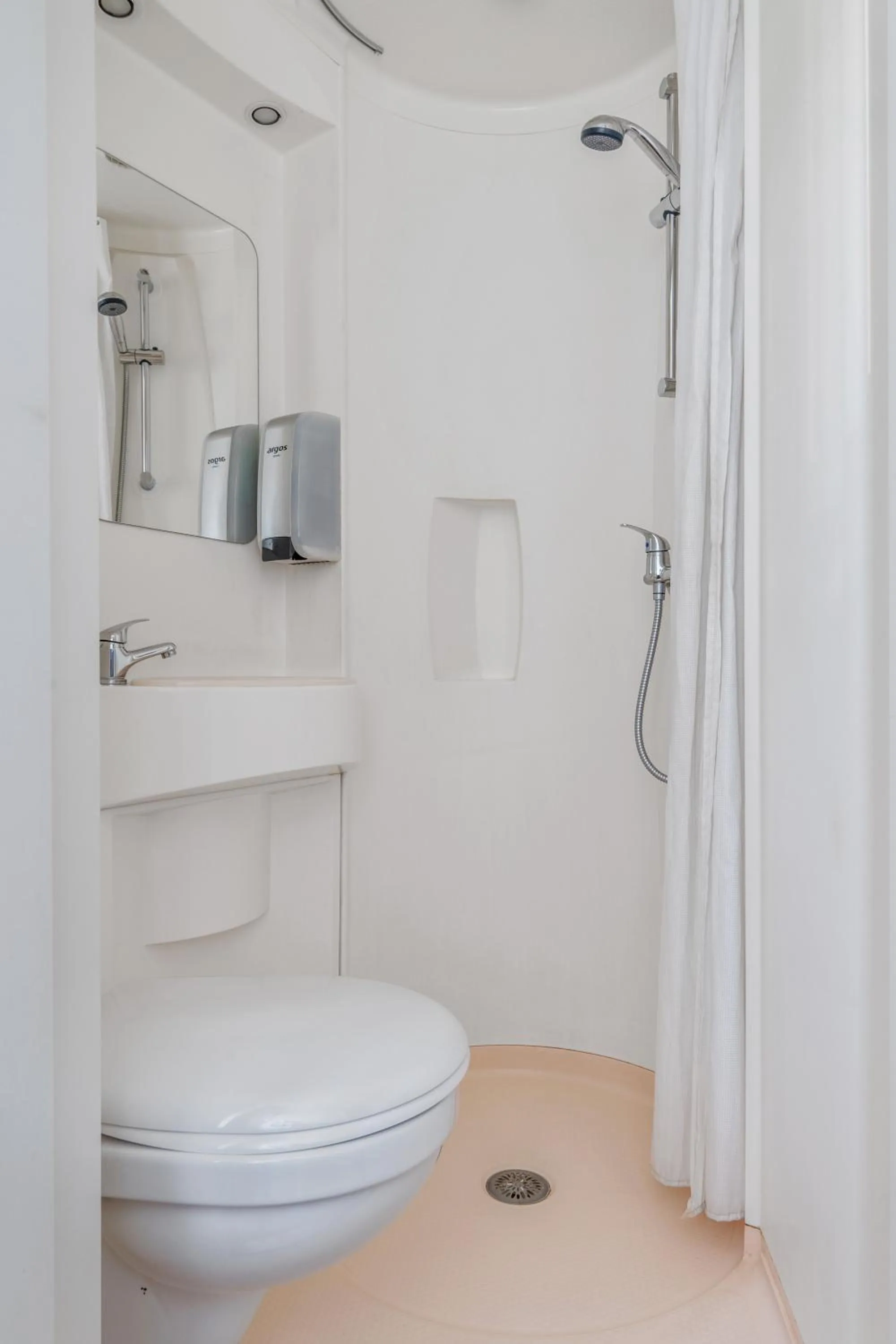 Double Room in Premiere Classe Rouen Nord - Barentin