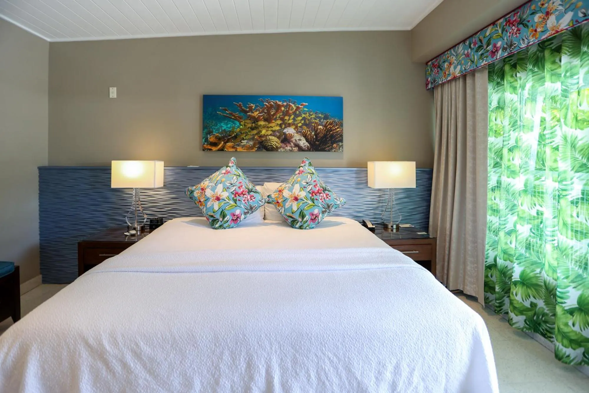 Deluxe King Room in Orchid Key Inn - Adults Only