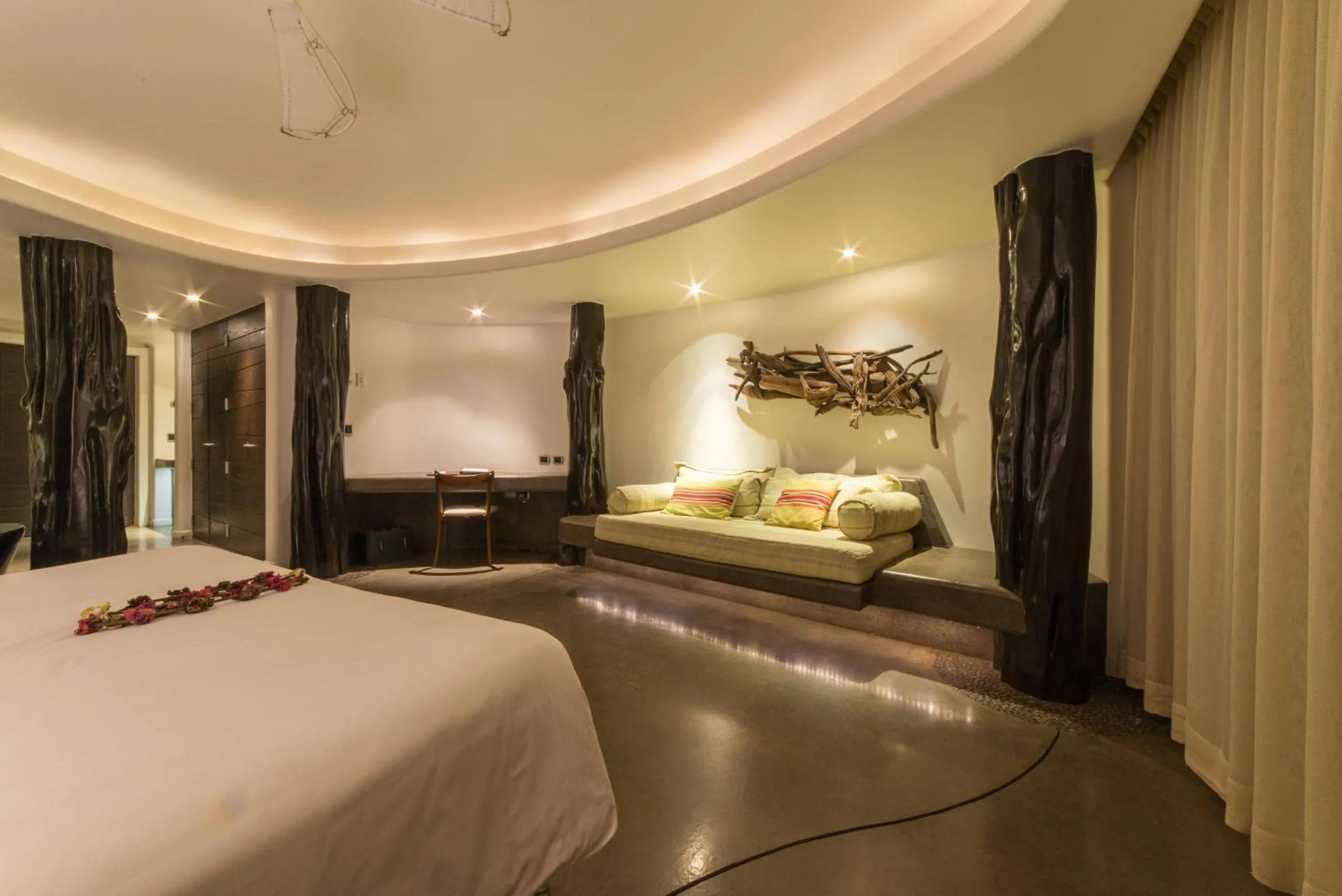 King Room with Sea View - single occupancy in Nayara Hangaroa