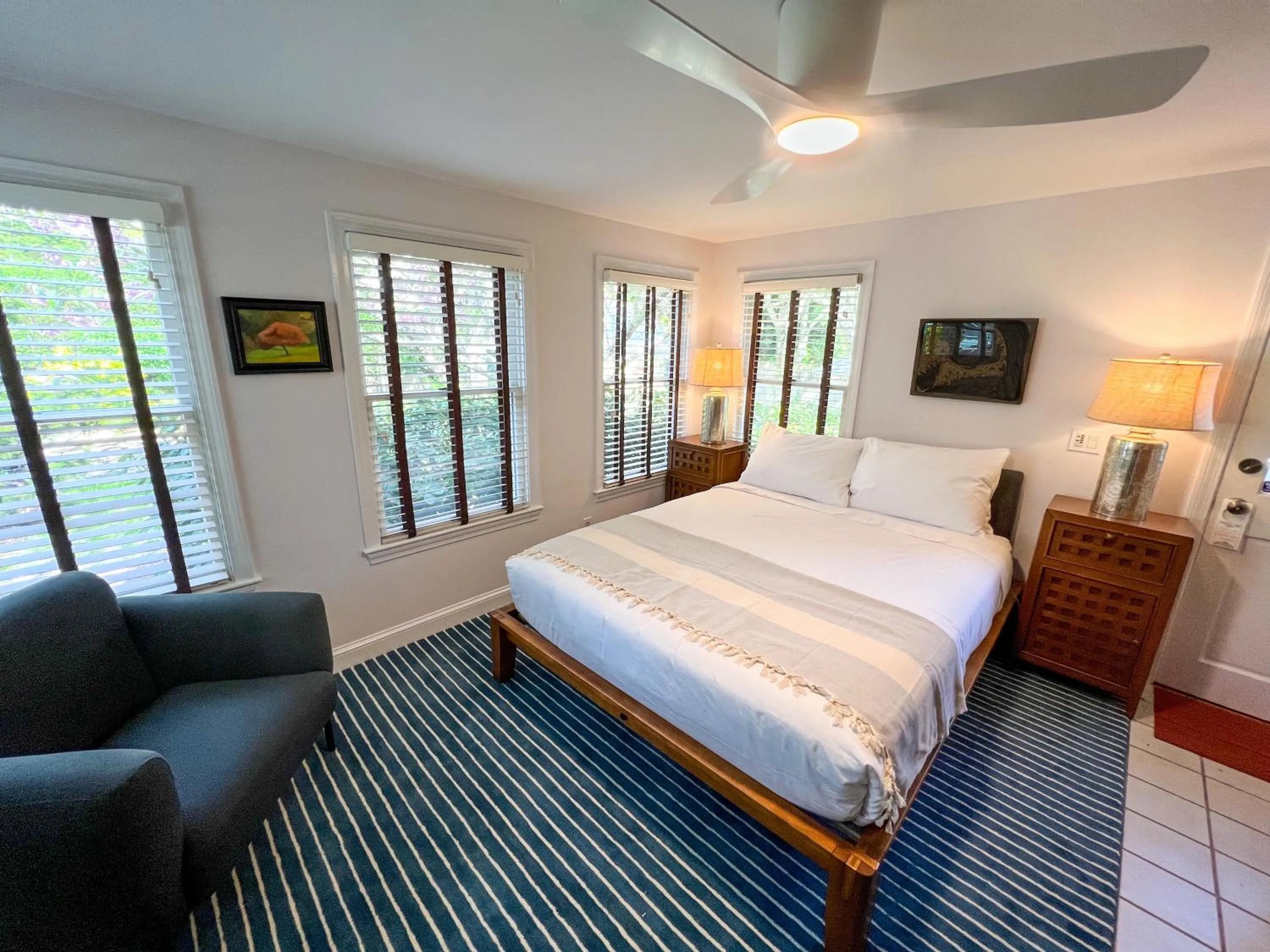 Standard Queen Room in Inn at Cook Street