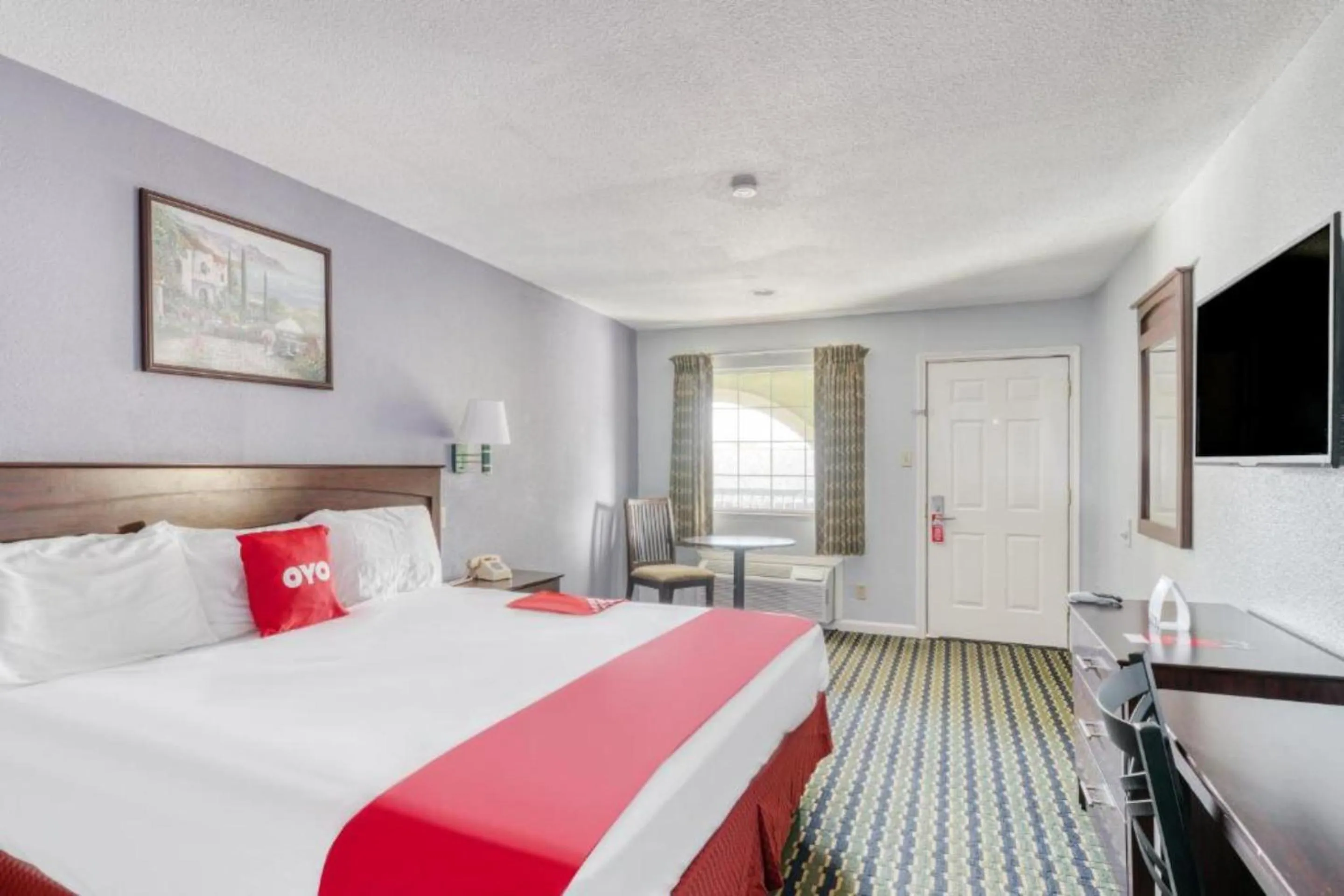 King Room in OYO Hotel Channelview I-10