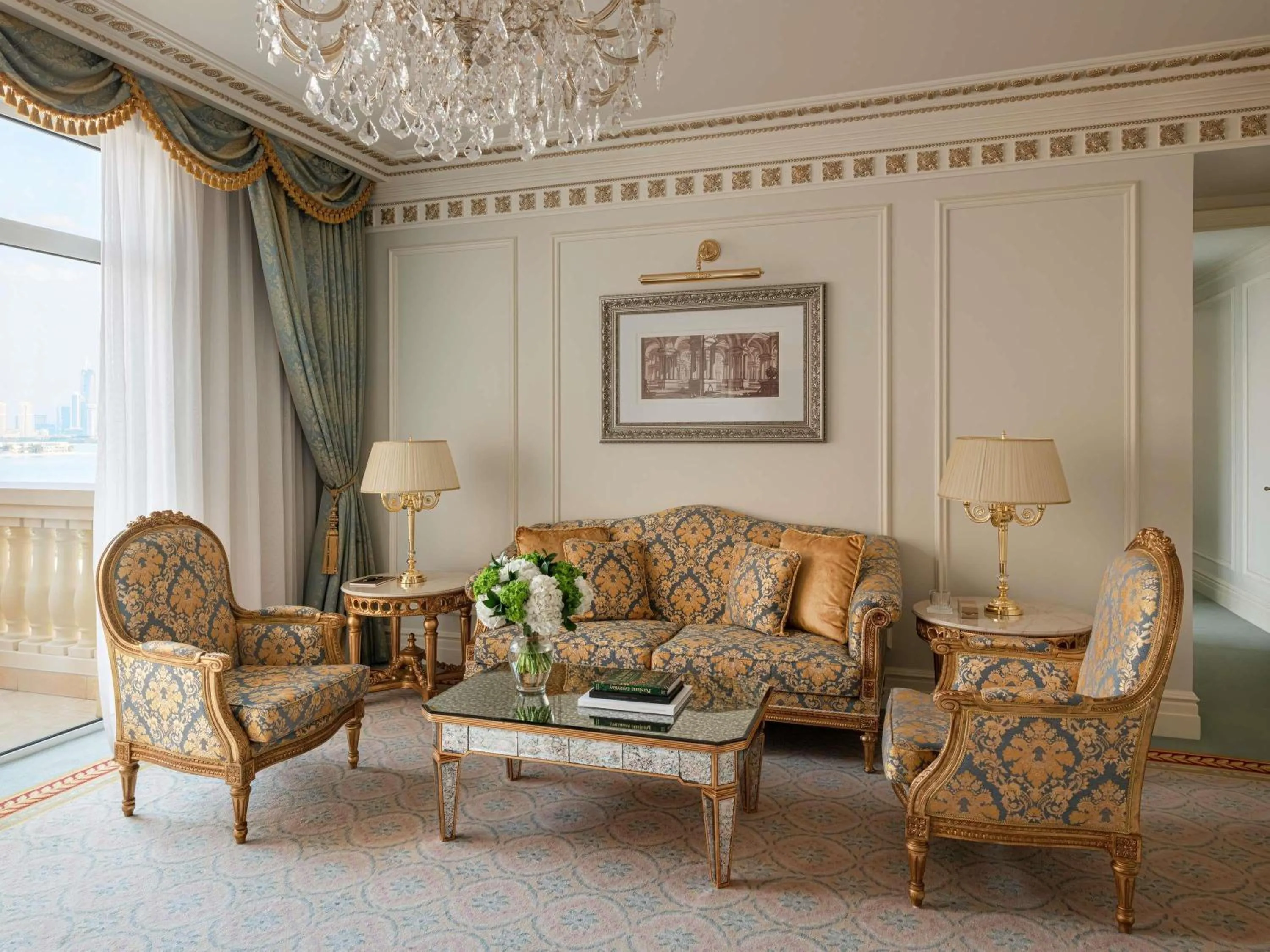 Premier Suite with Balcony - Lounge Access in Raffles The Palm