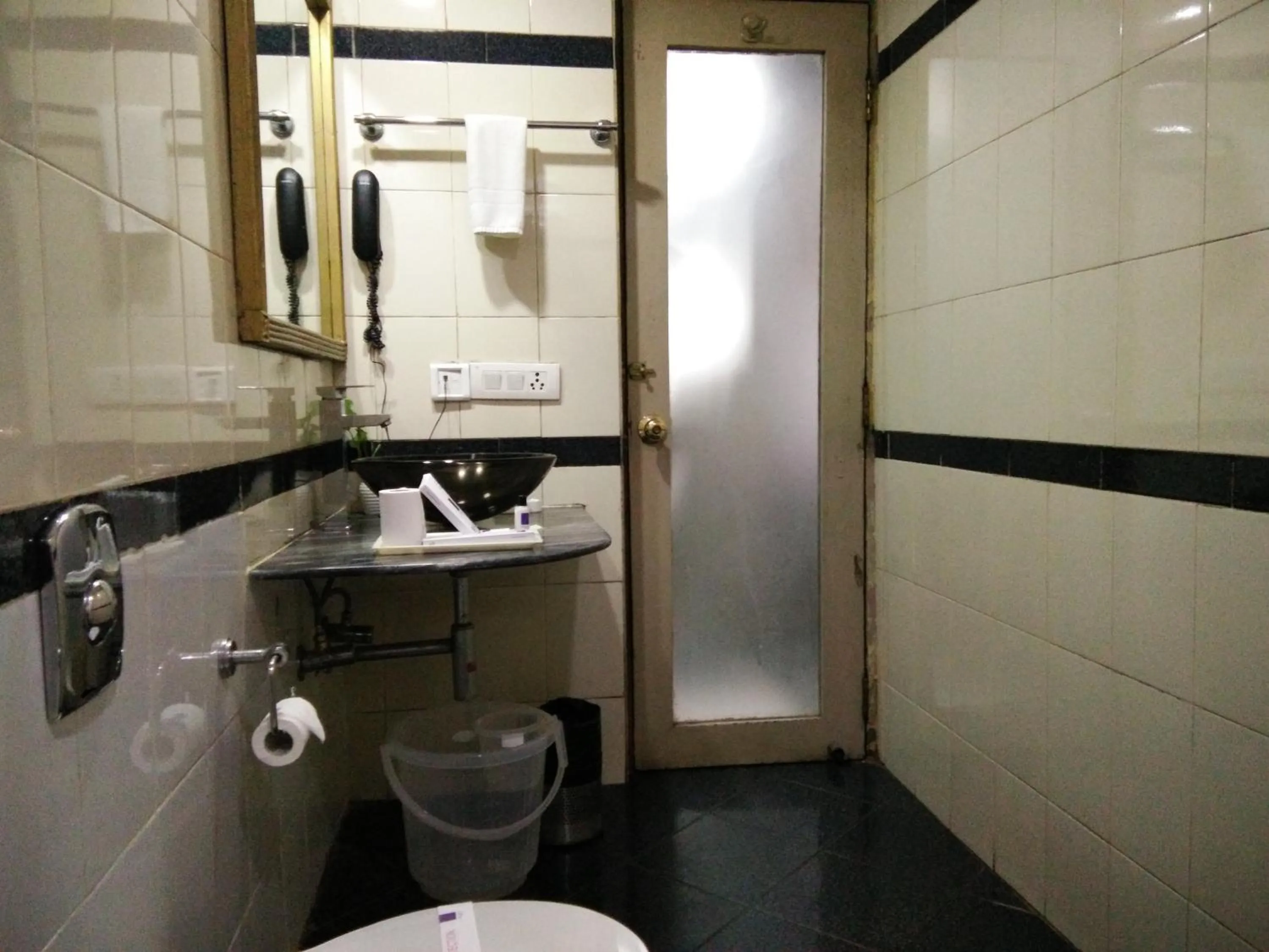 King Room in Hotel Empires