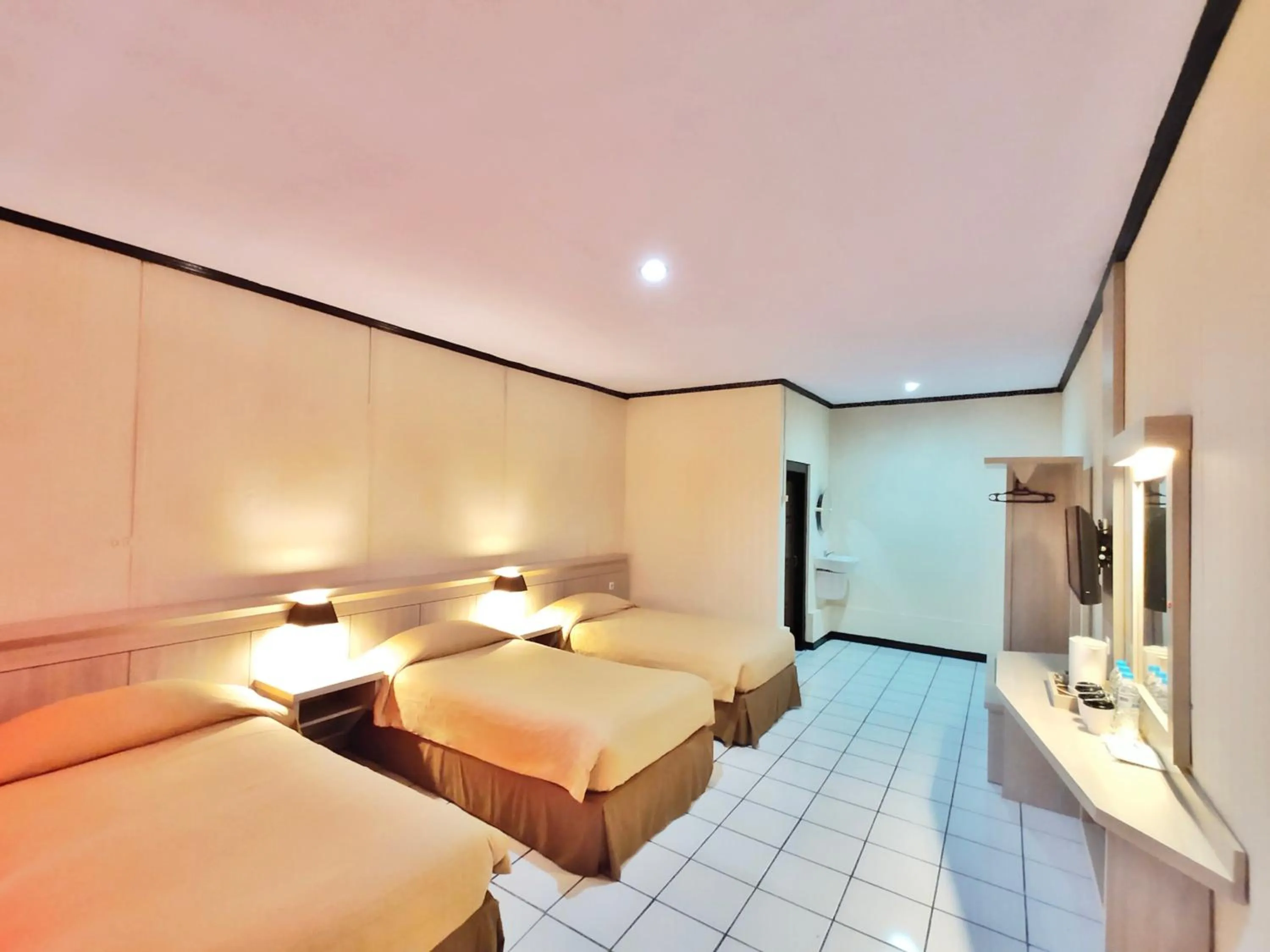 Standard Triple Room in Bromo Permai 1