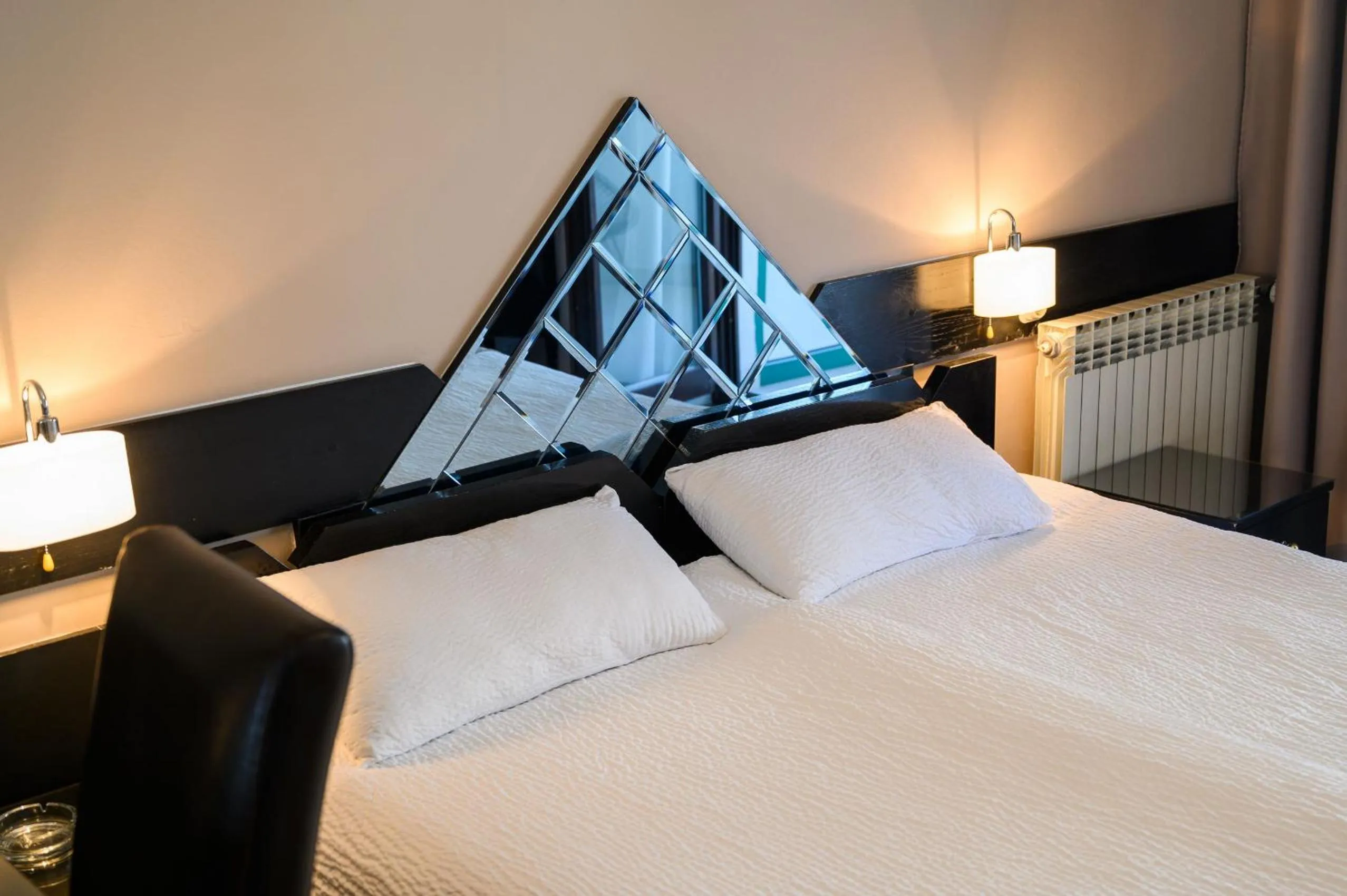 Double Room - single occupancy in Hotel MB