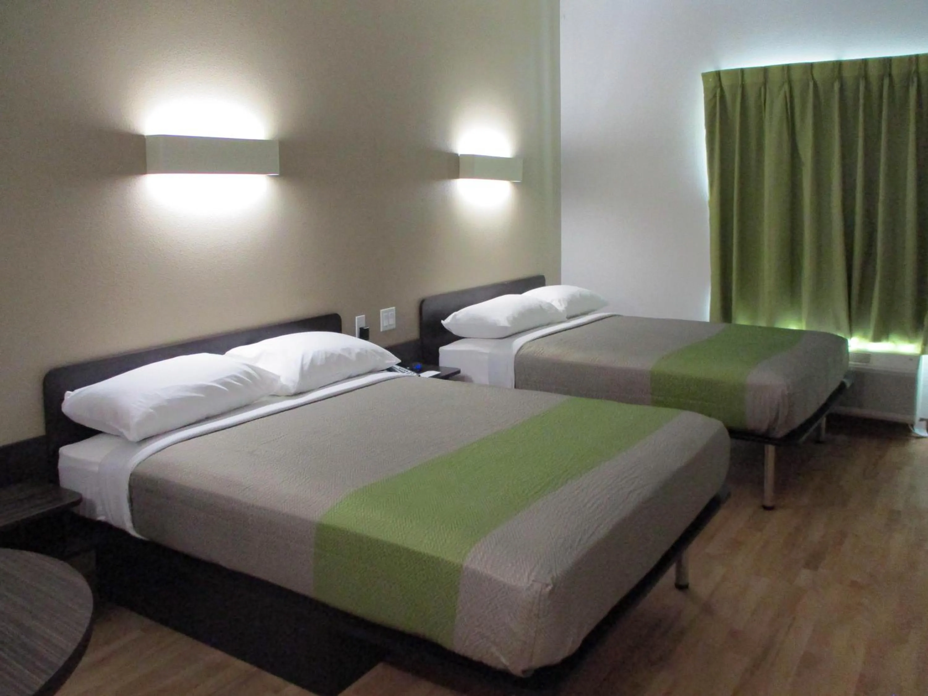 Deluxe Quadruple Room - Non-Smoking in Studio 6-Lubbock, TX - Medical Center