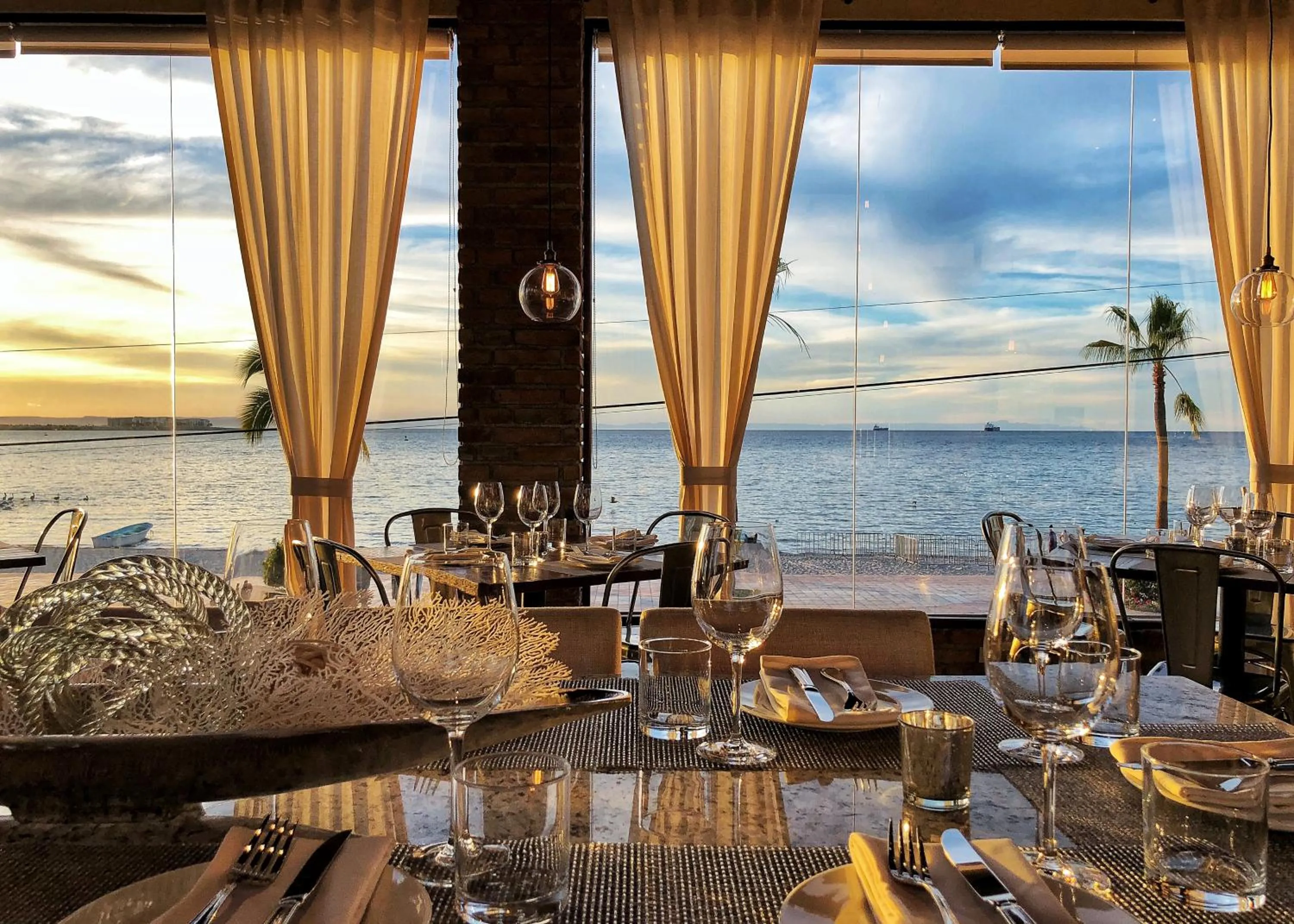 Posada de las Flores La Paz