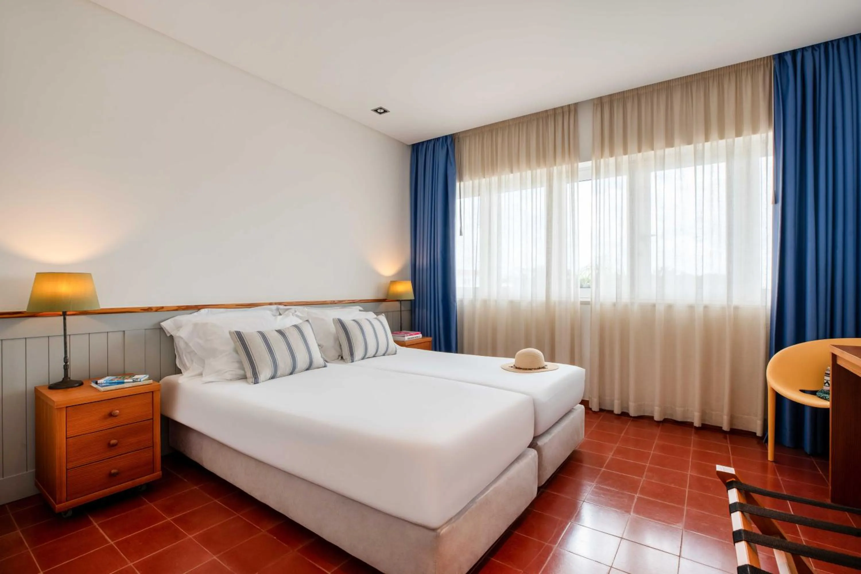 Three-Bedroom Apartment with Balcony and Pool View in Aqualuz Lagos by The Editory