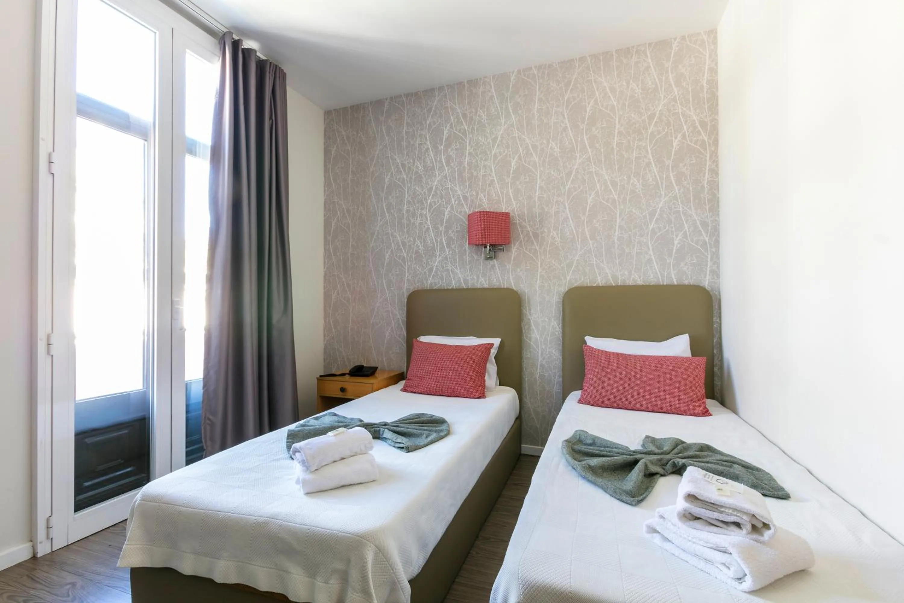 Twin Room in Guest House Porto Clerigus