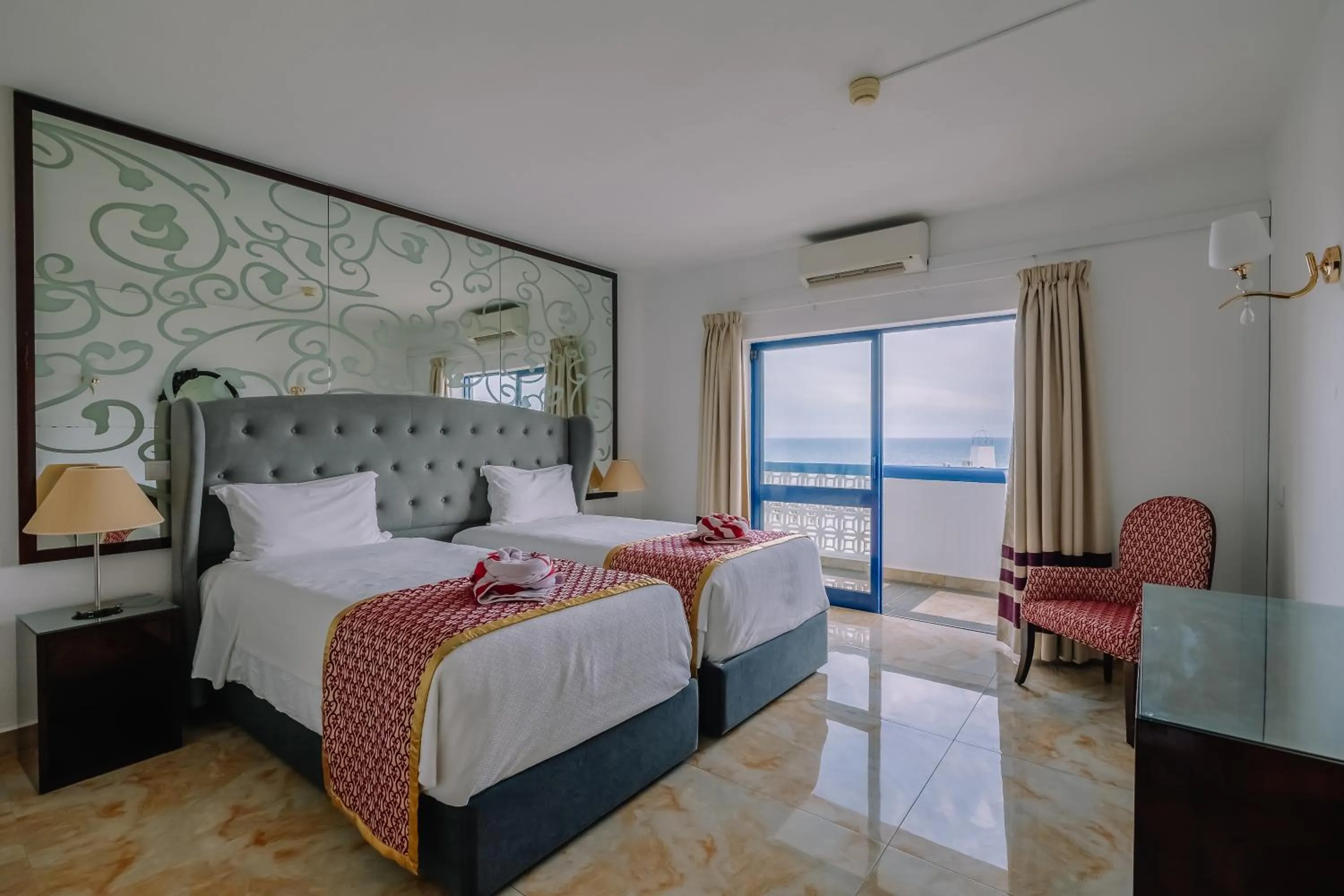  Deluxe One-Bedroom Apartment (2 Adults + 2 Children) in Grand Muthu Oura View Beach Club