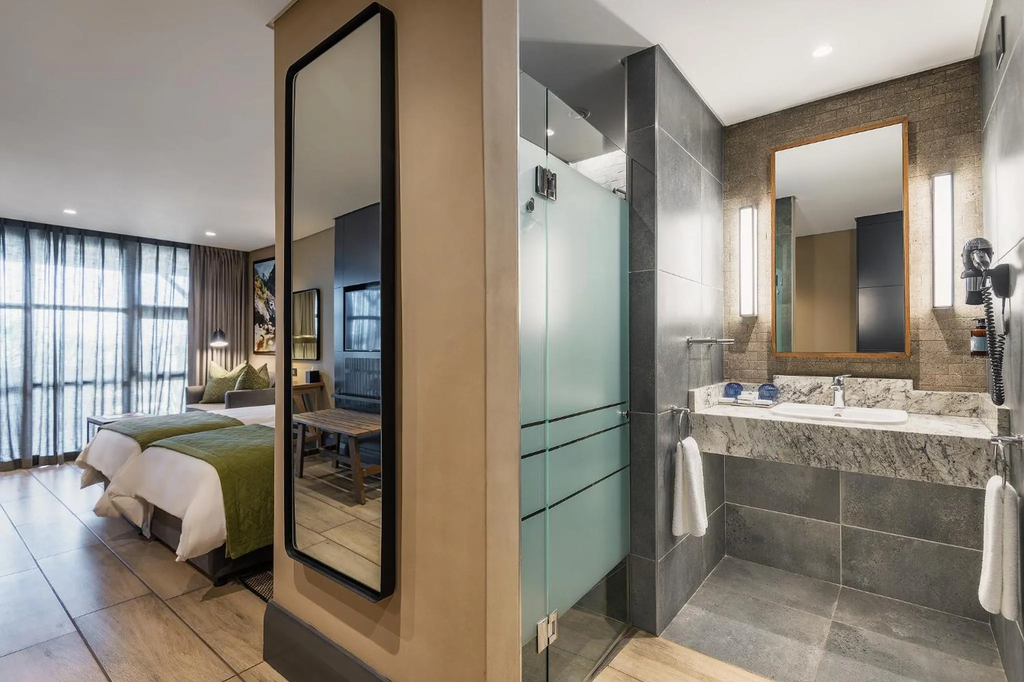 Standard Family Room in Midgard