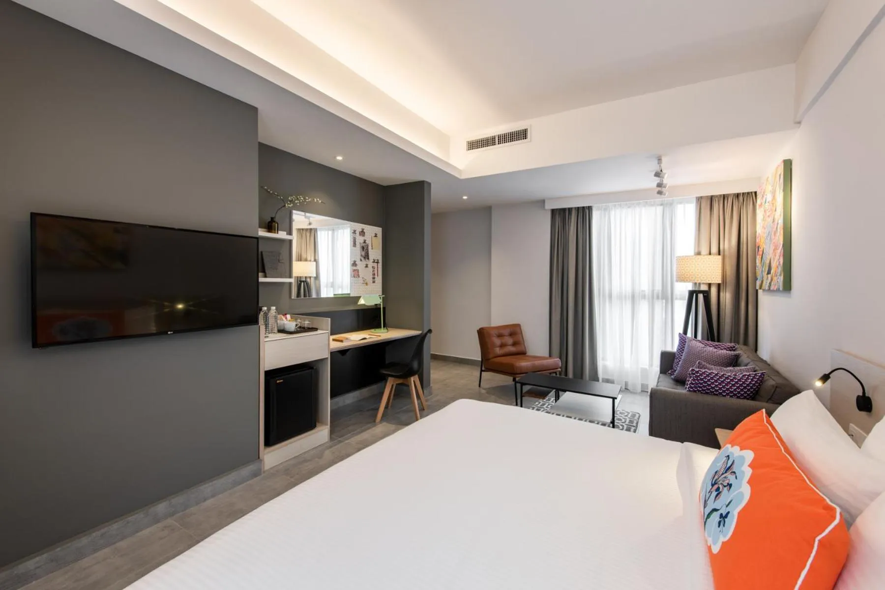 King Suite in The Canvas Hotel