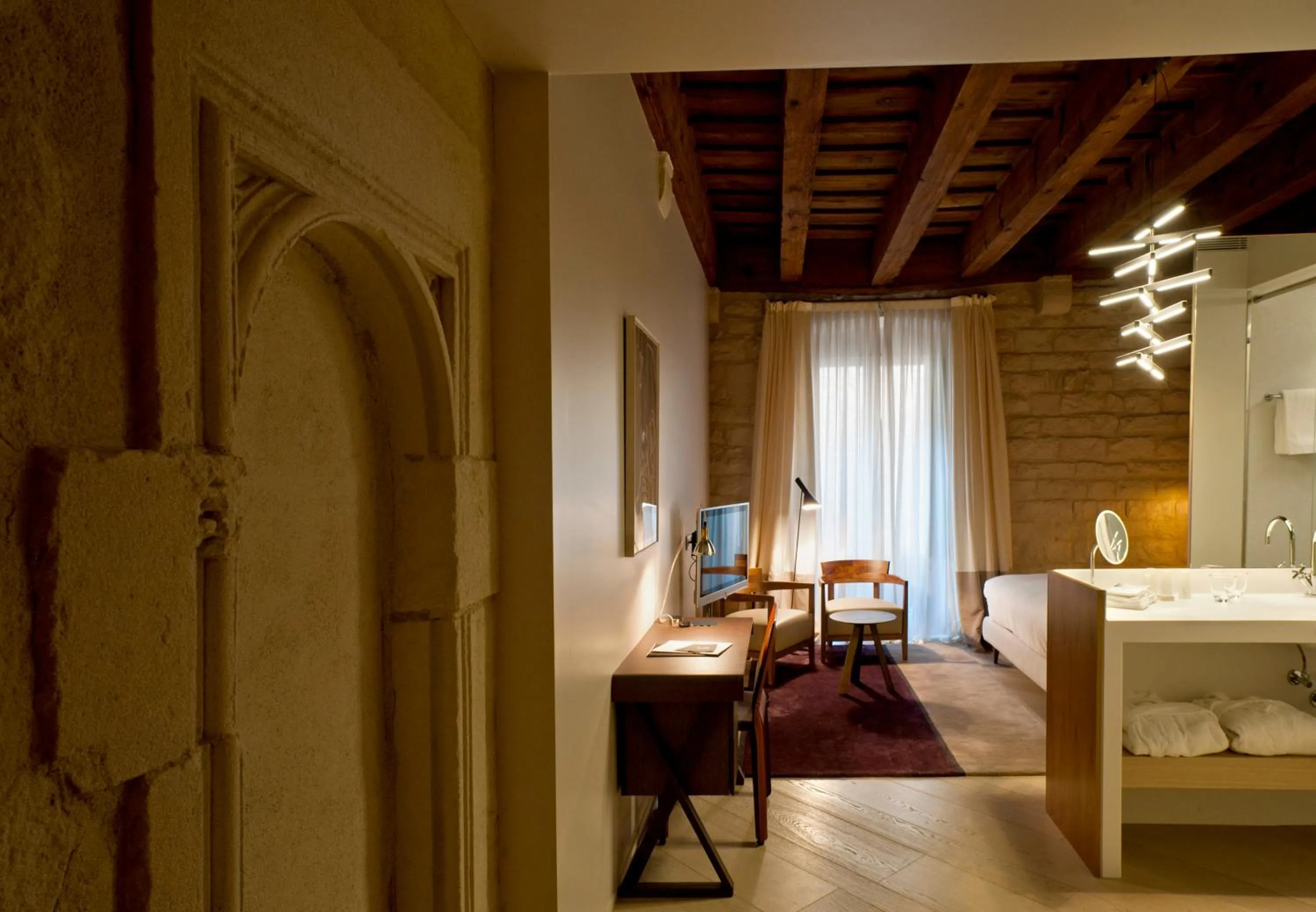 Deluxe Double Room in Mercer Hotel Barcelona