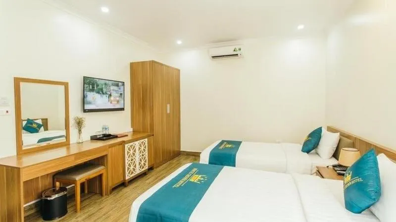Deluxe Double or Twin Room in White Crown Hotel