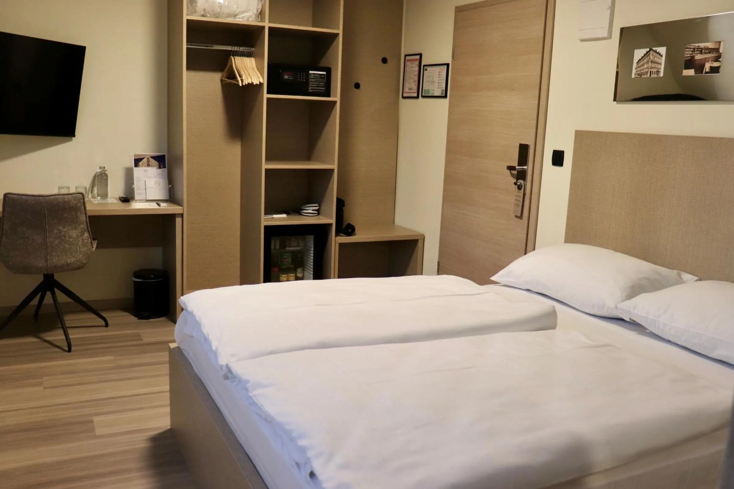 Attic Double Room in Hotel Evropa