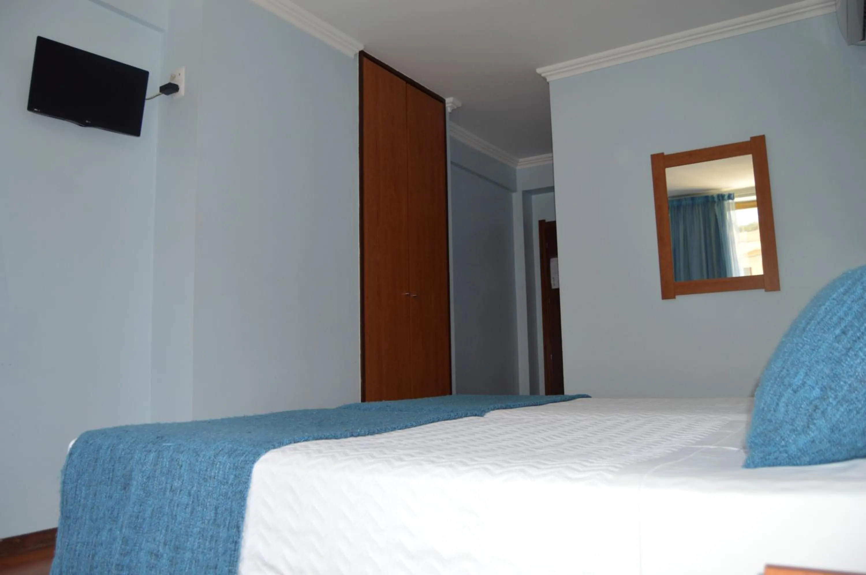 Twin Room - single occupancy in Imperio Hotel