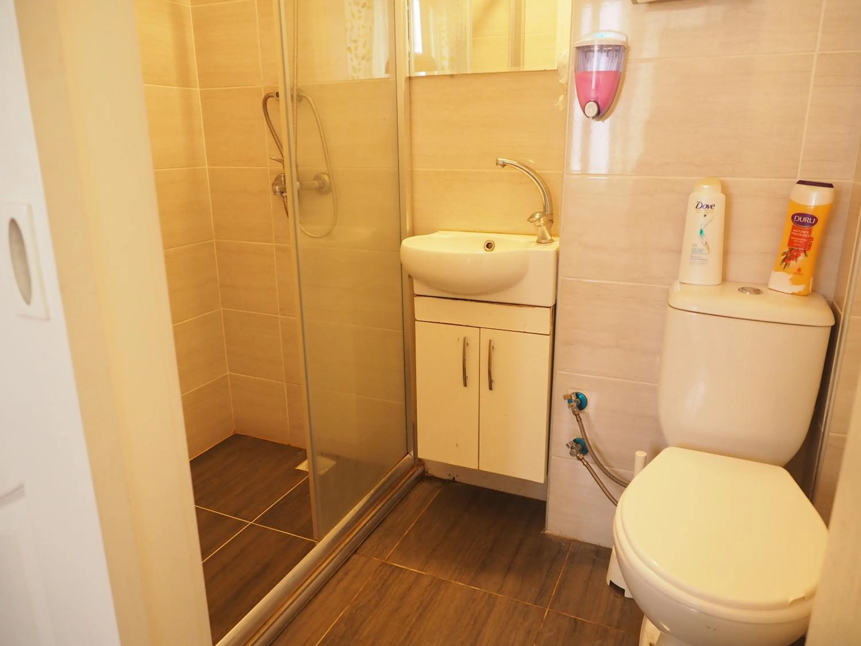 Double Room (1 - 2 Adults) in Deeps Hostel Ankara