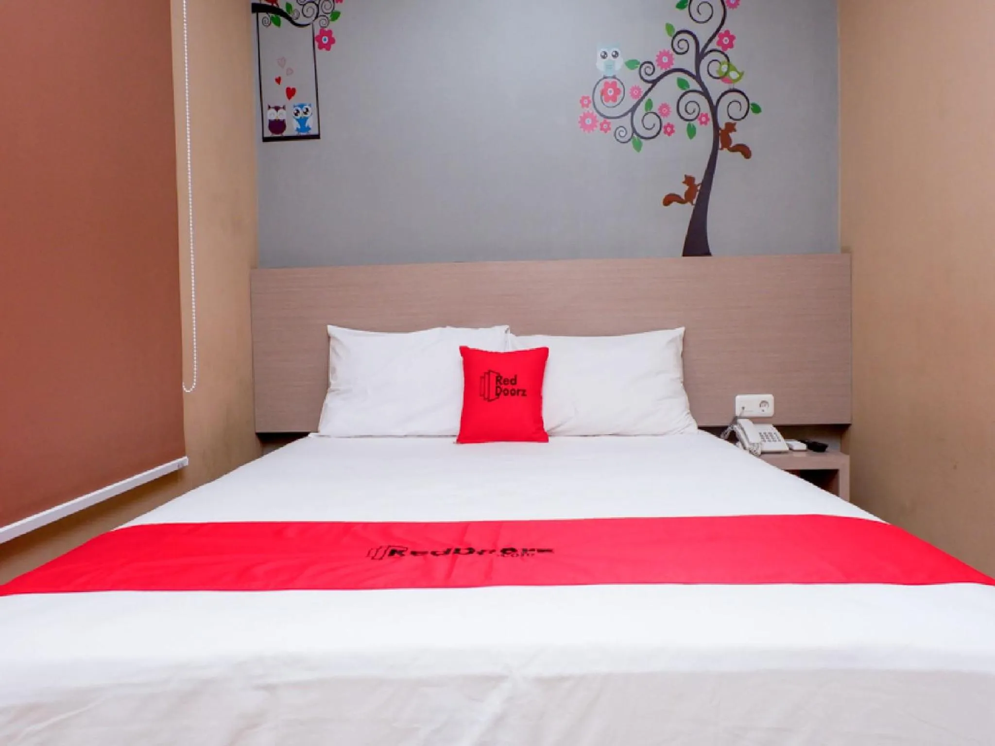 Double Room in RedDoorz near Java Supermall Semarang