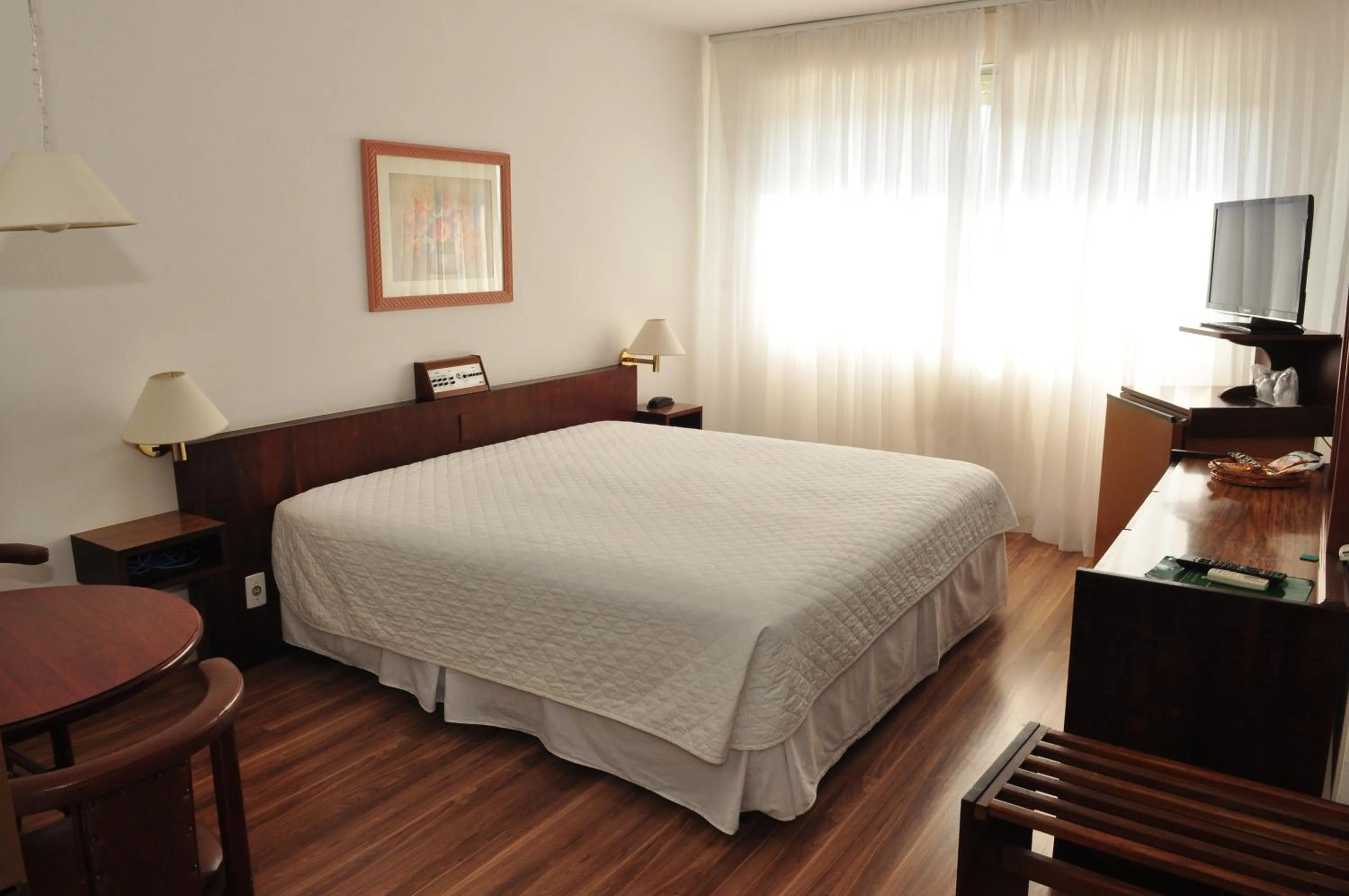 Deluxe King Room - single occupancy in Canoas Parque Hotel