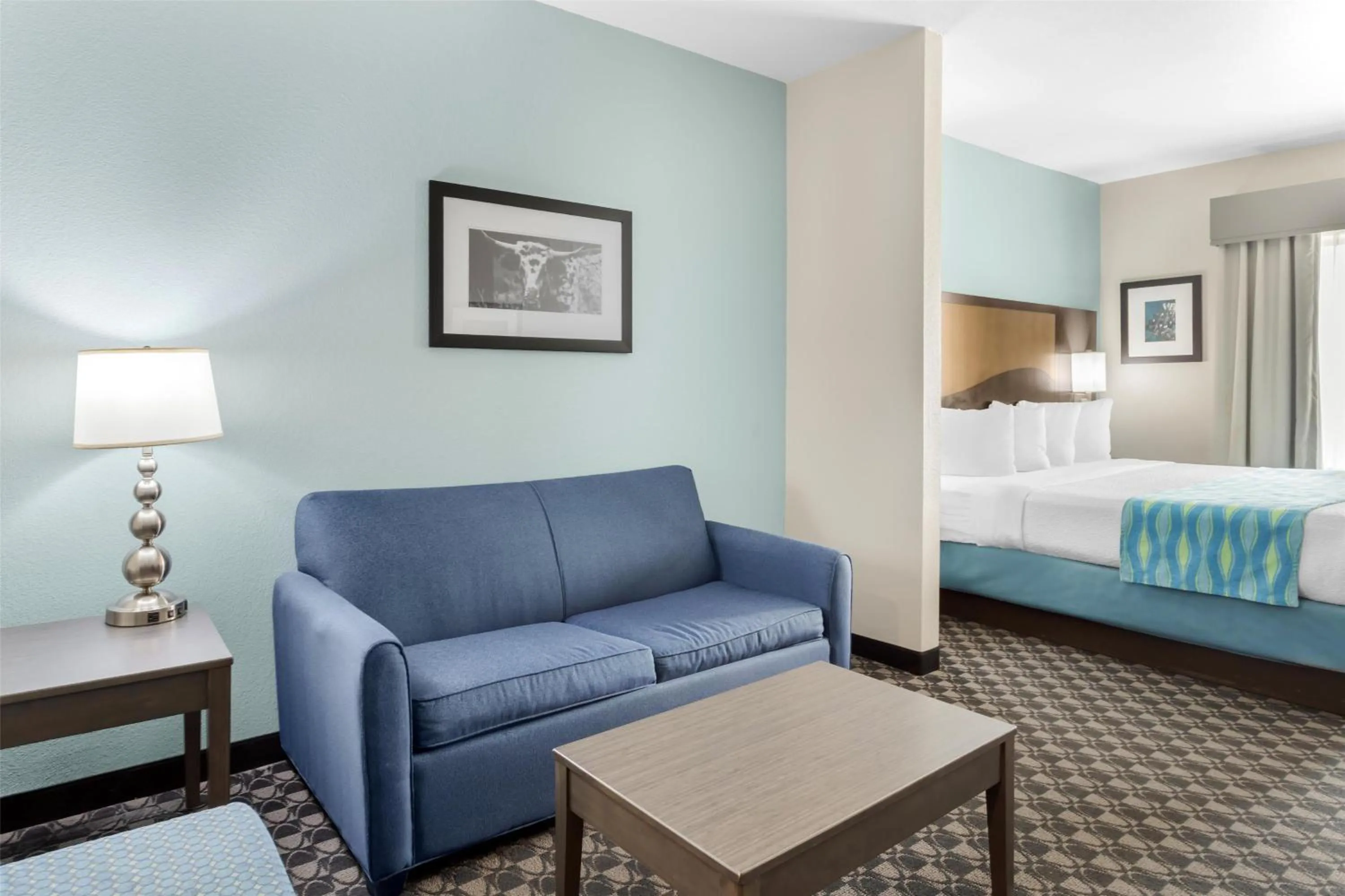 King Suite - Non-Smoking in Best Western Plus Waller Hotel