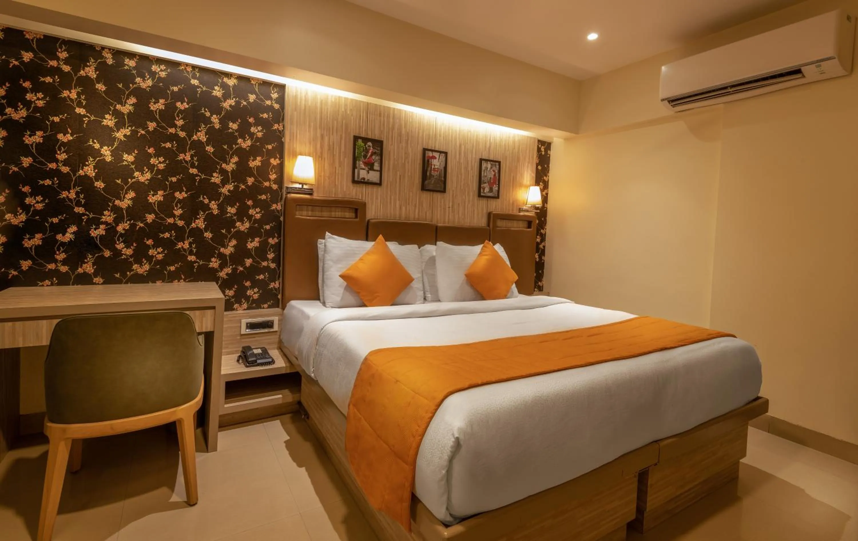 Classic Room in Hotel Oriental Aster - Mumbai International Airport