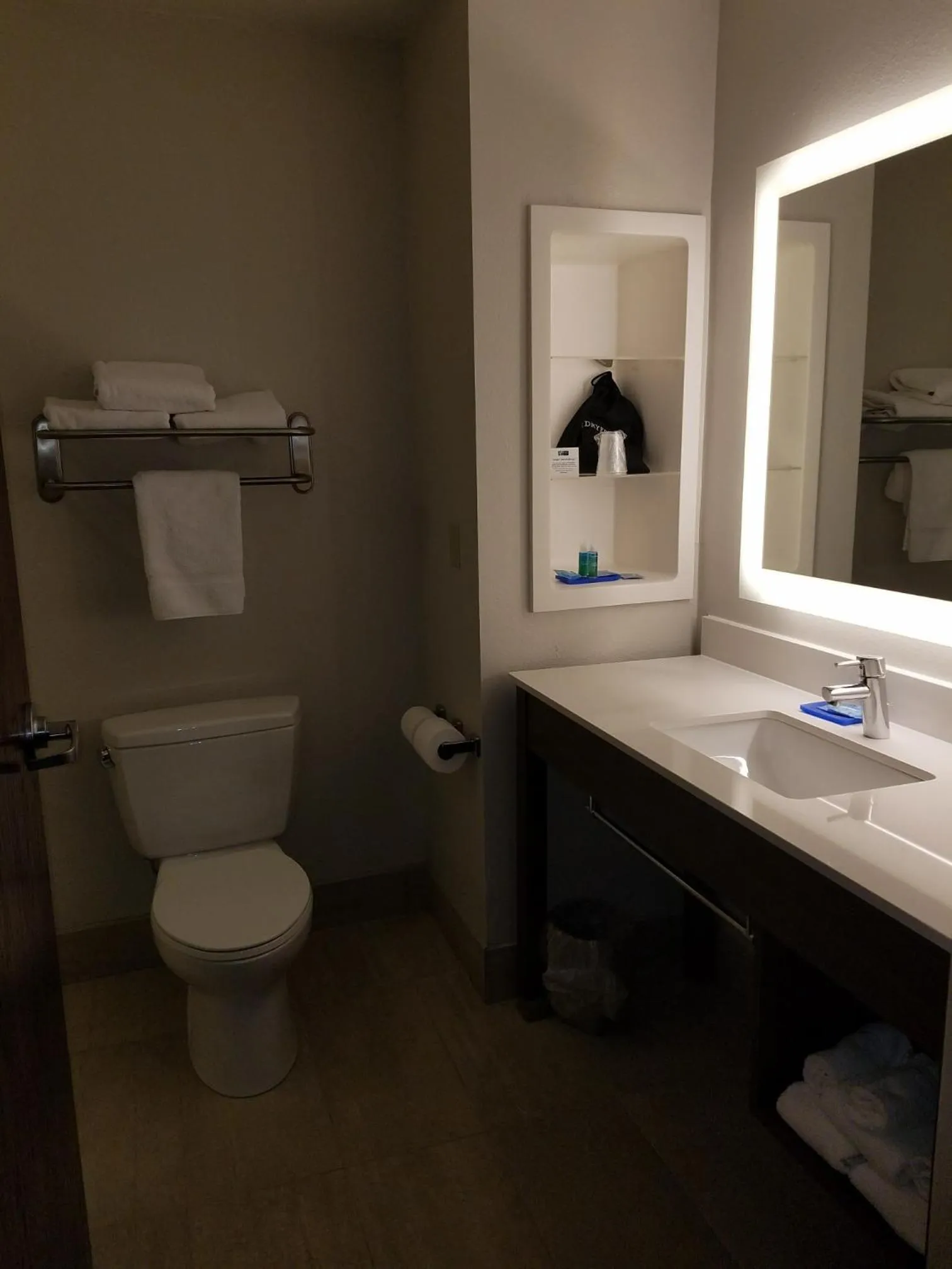 King Room - Hearing Accessible/Non-Smoking  in Holiday Inn Express Rolla by IHG