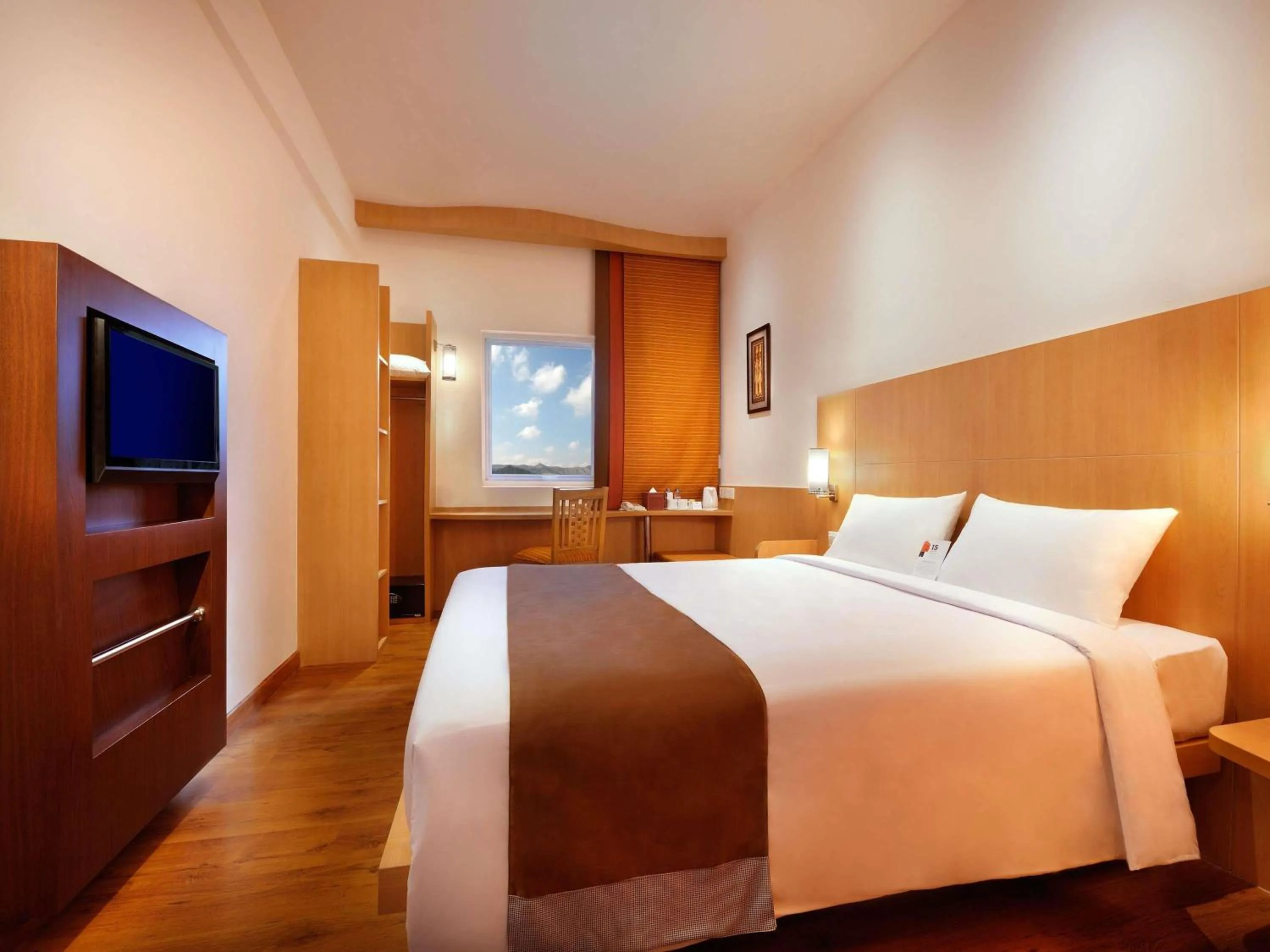 Standard Double Room in Ibis Bali Kuta