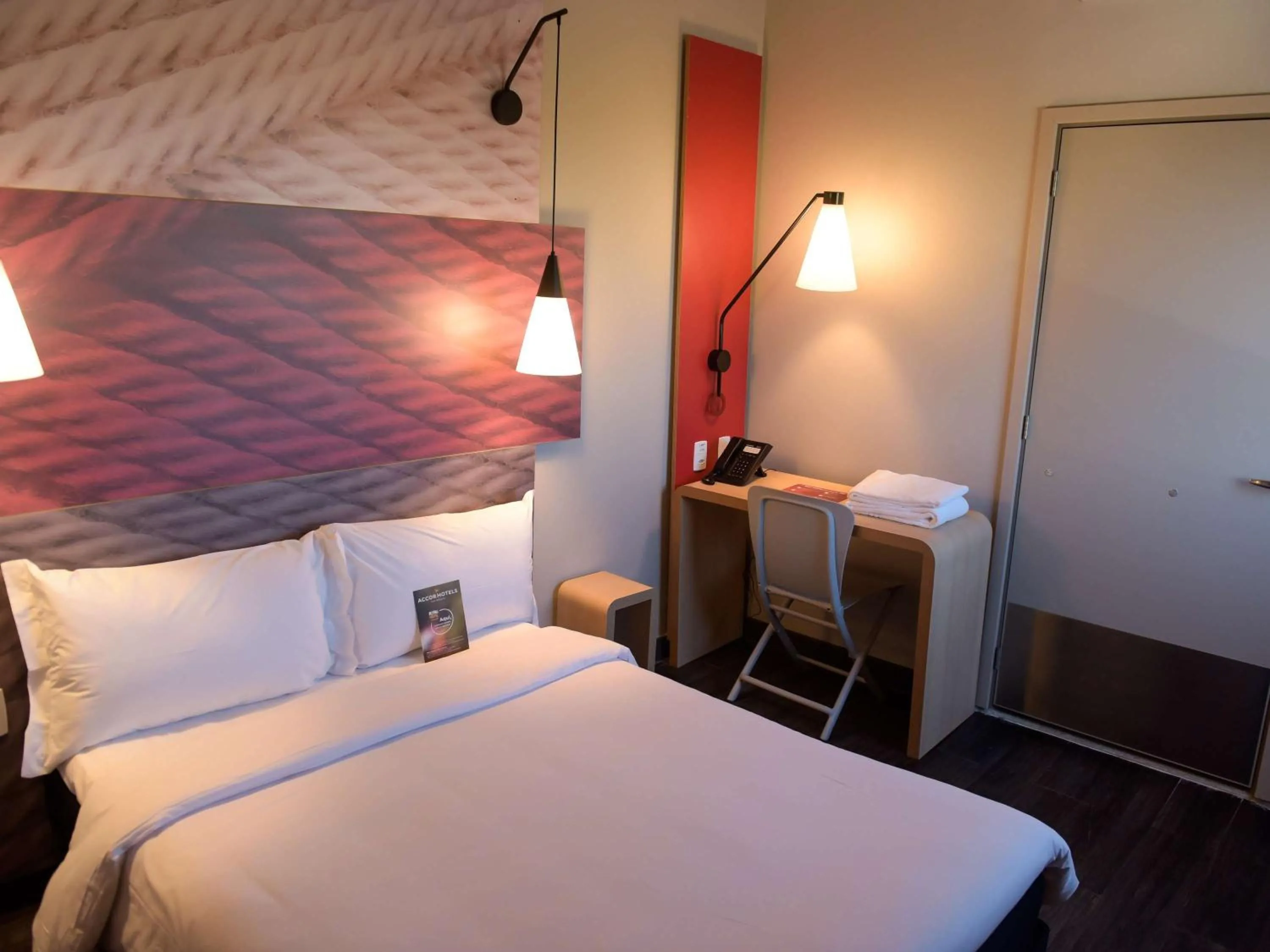 Standard Double Room - Accessible in Hotel Ibis Tatui