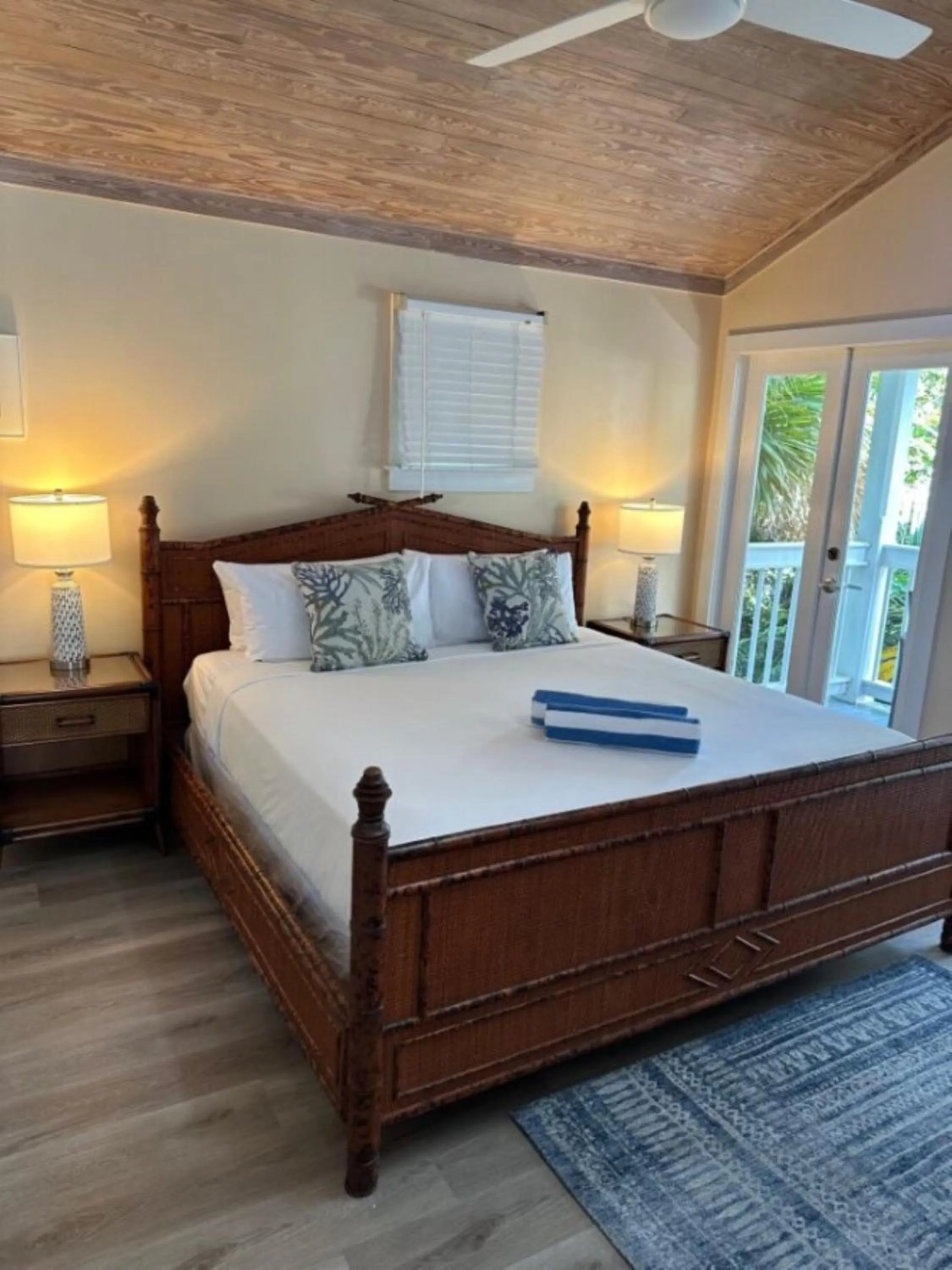Queen Room with Sofa Bed ( Town Home Zeke’s Retreat )  in Ambrosia Key West