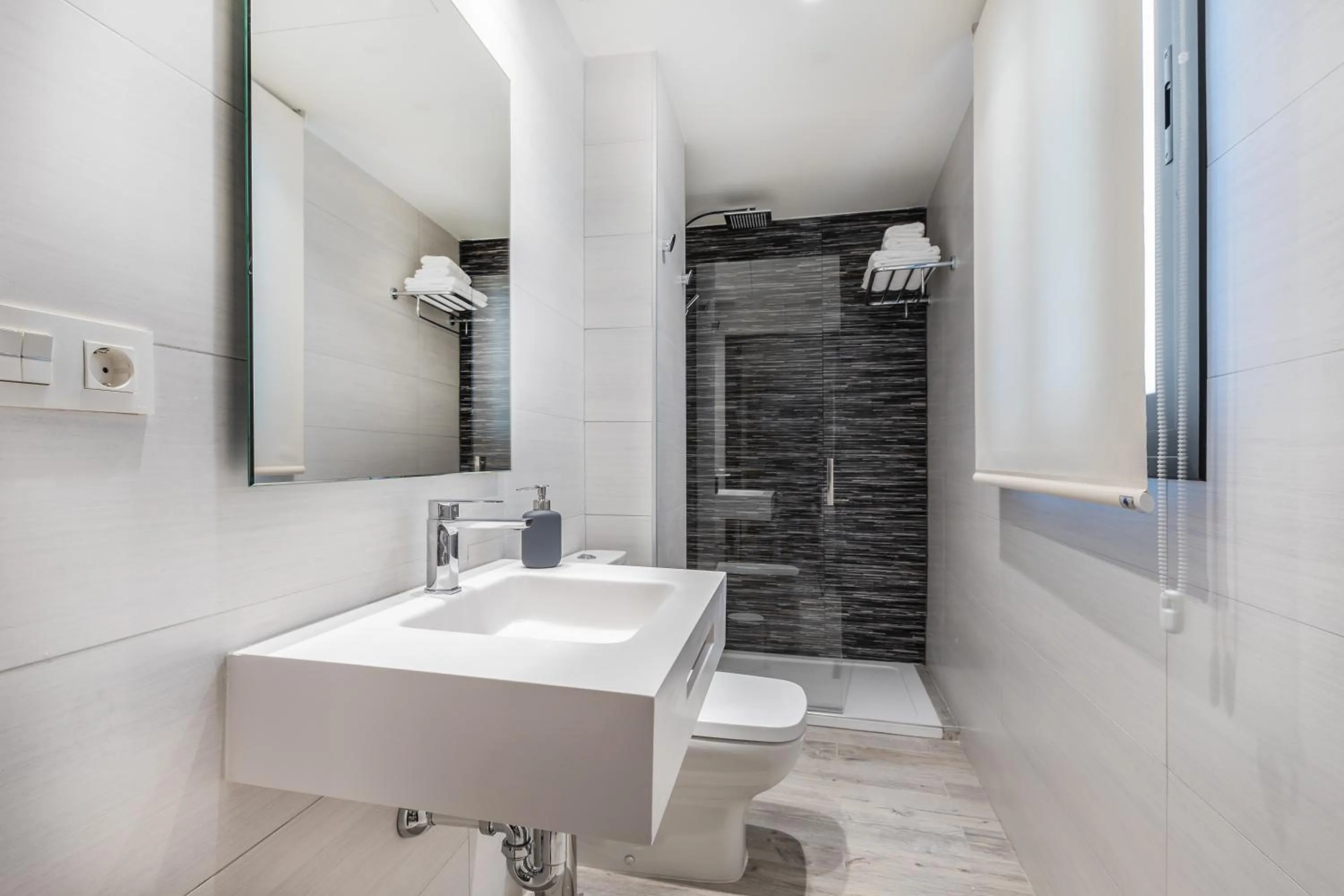 Deluxe 2 Apartment in Slow Suites Setas