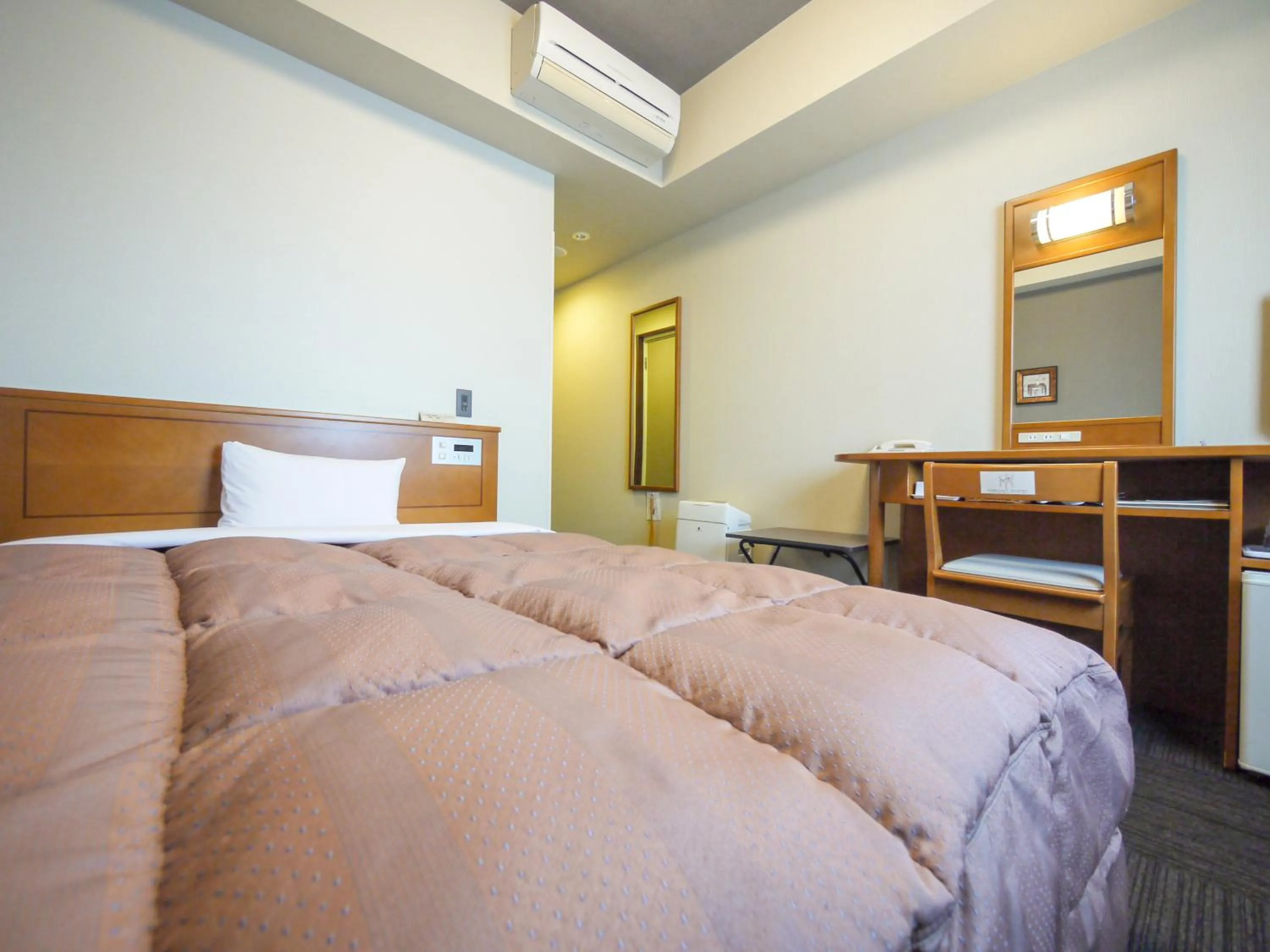 Single Room - single occupancy - Non-Smoking in Hotel Route-Inn Matsusaka Ekihigashi