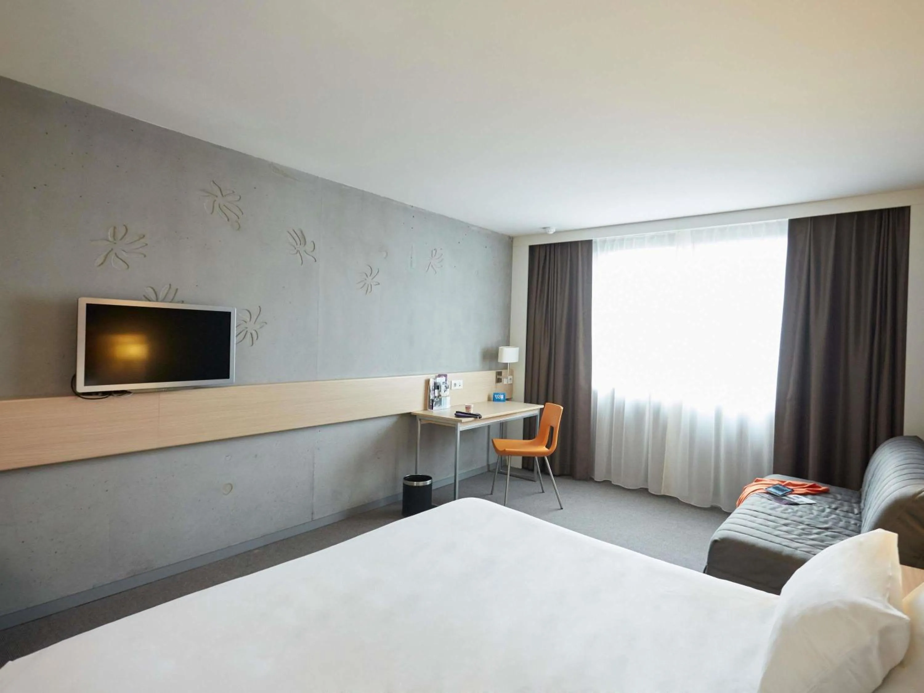 Family Suite in Mercure Valenciennes Centre