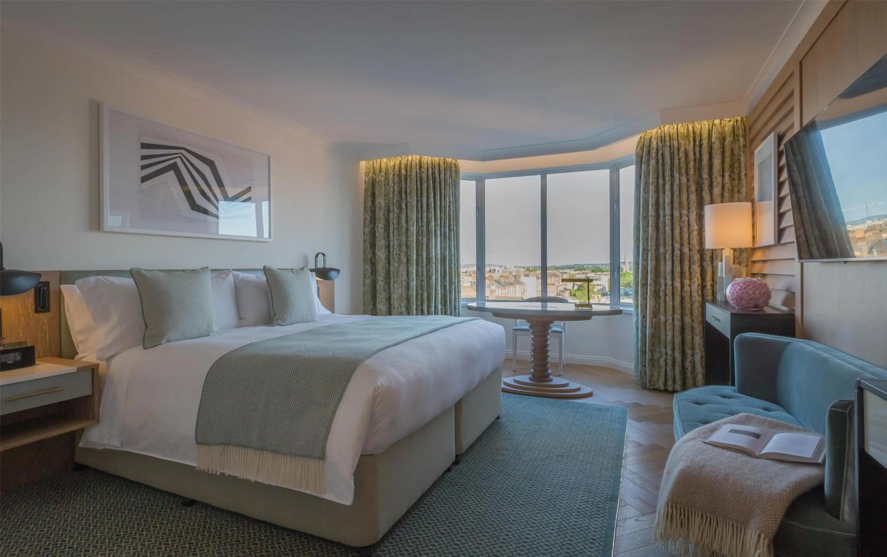 Premier King Room with View in Conrad Dublin