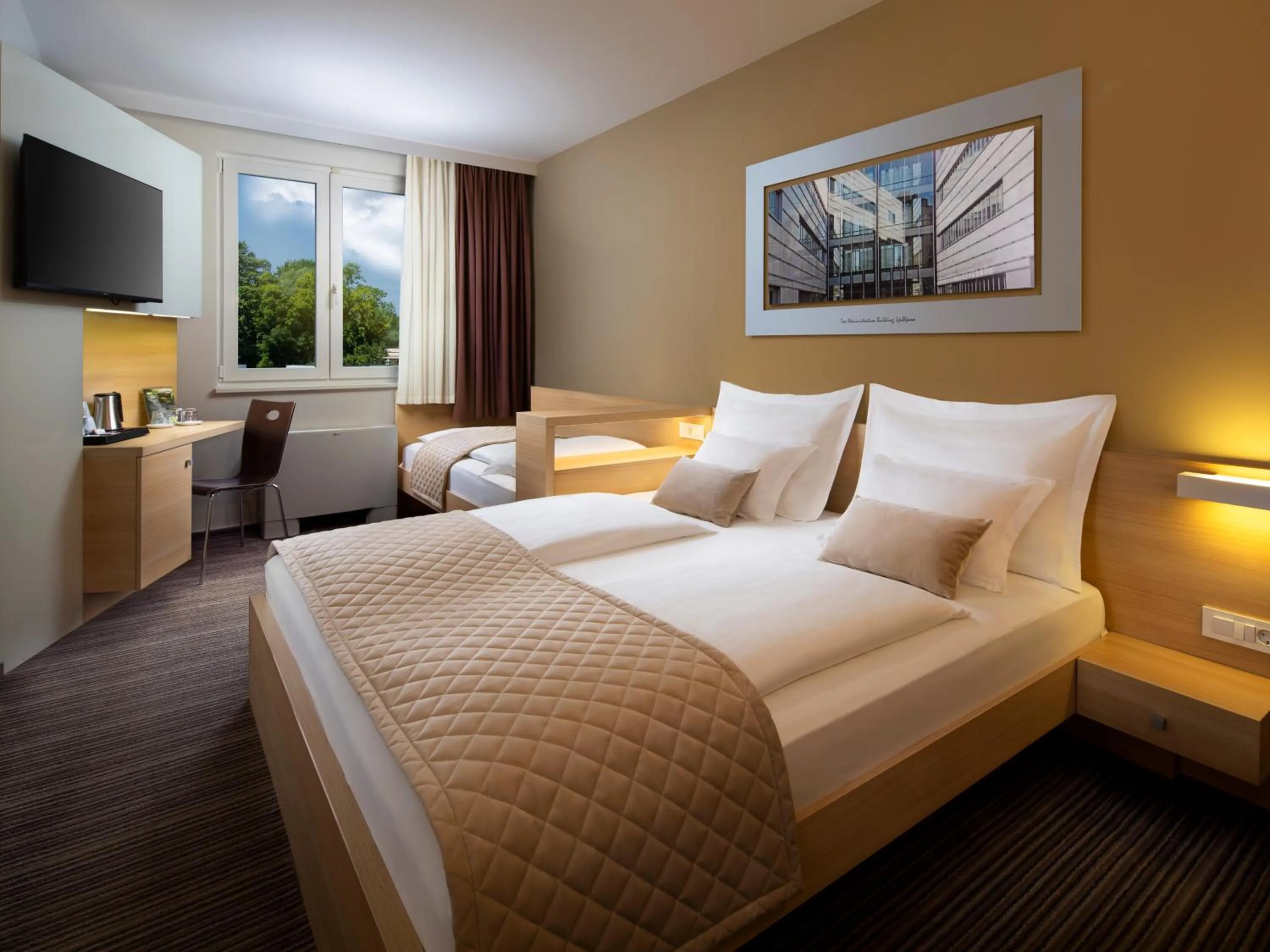 Triple Room in Ahotel Ljubljana