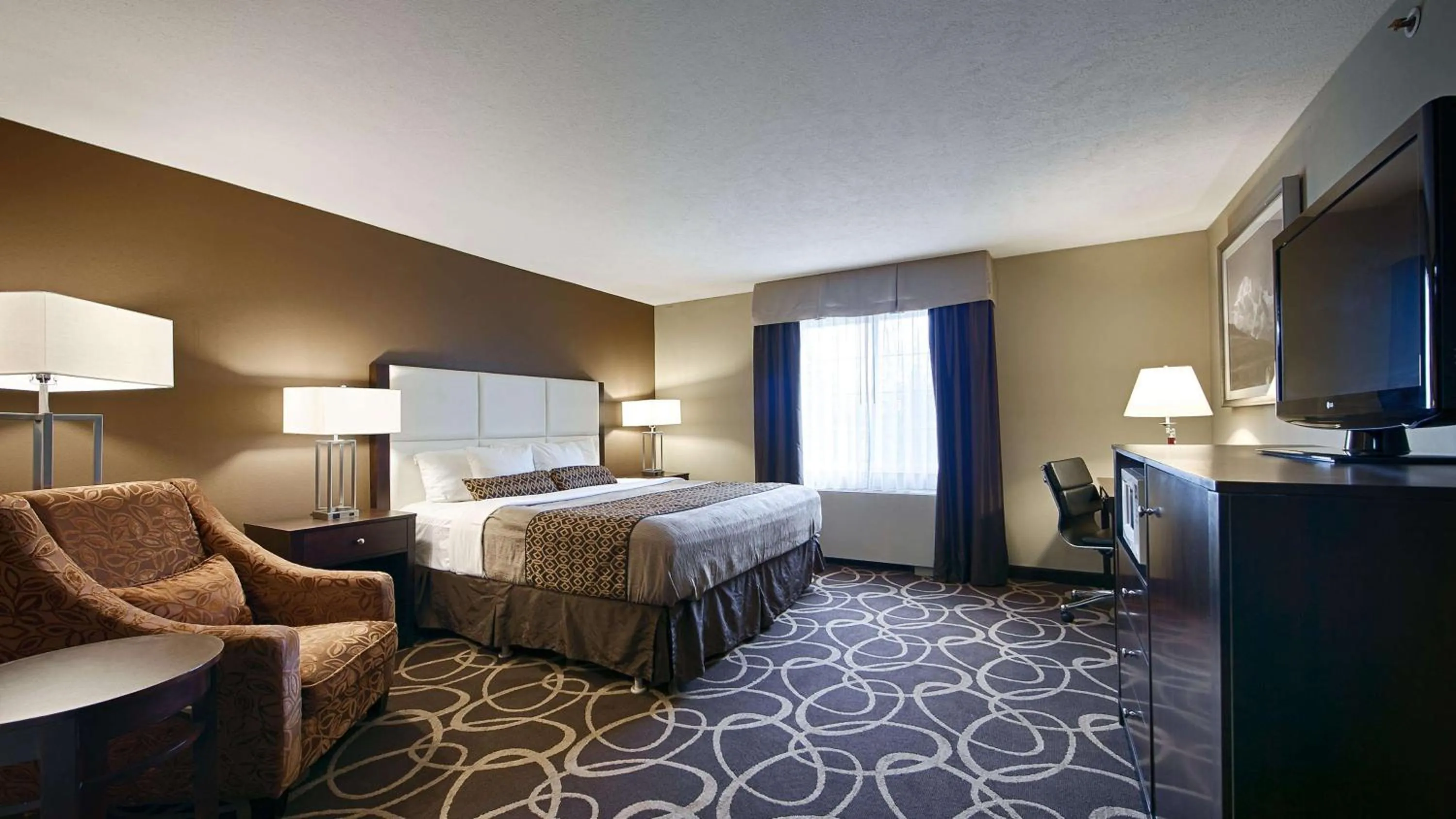 King Room - Non-Smoking in Best Western Plus Pioneer Park Inn