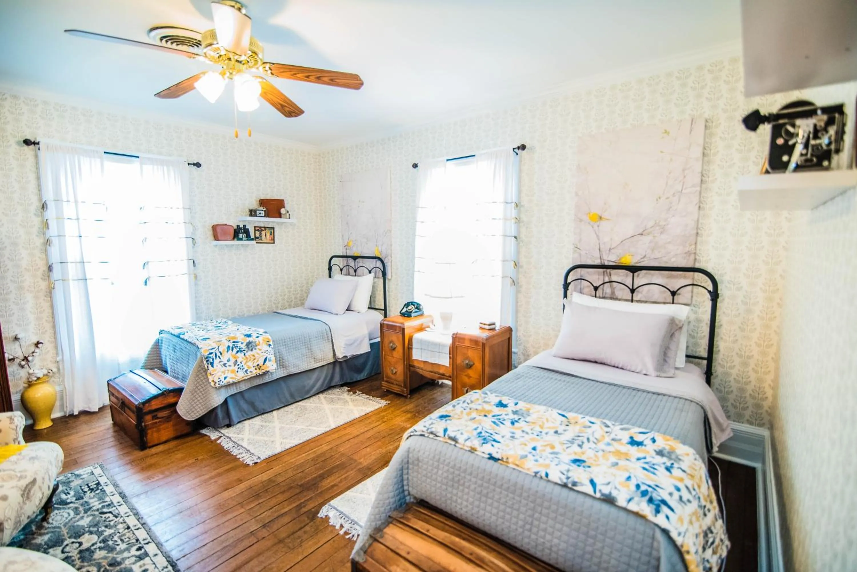 Double or Twin Room with Private External Bathroom in The Claiborne Bed and Breakfast