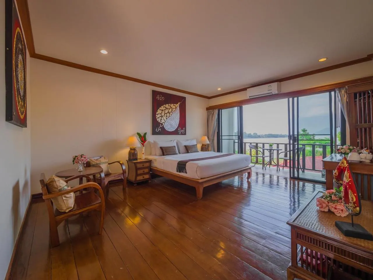 Deluxe Double Room in Chiangkhan River Mountain Resort