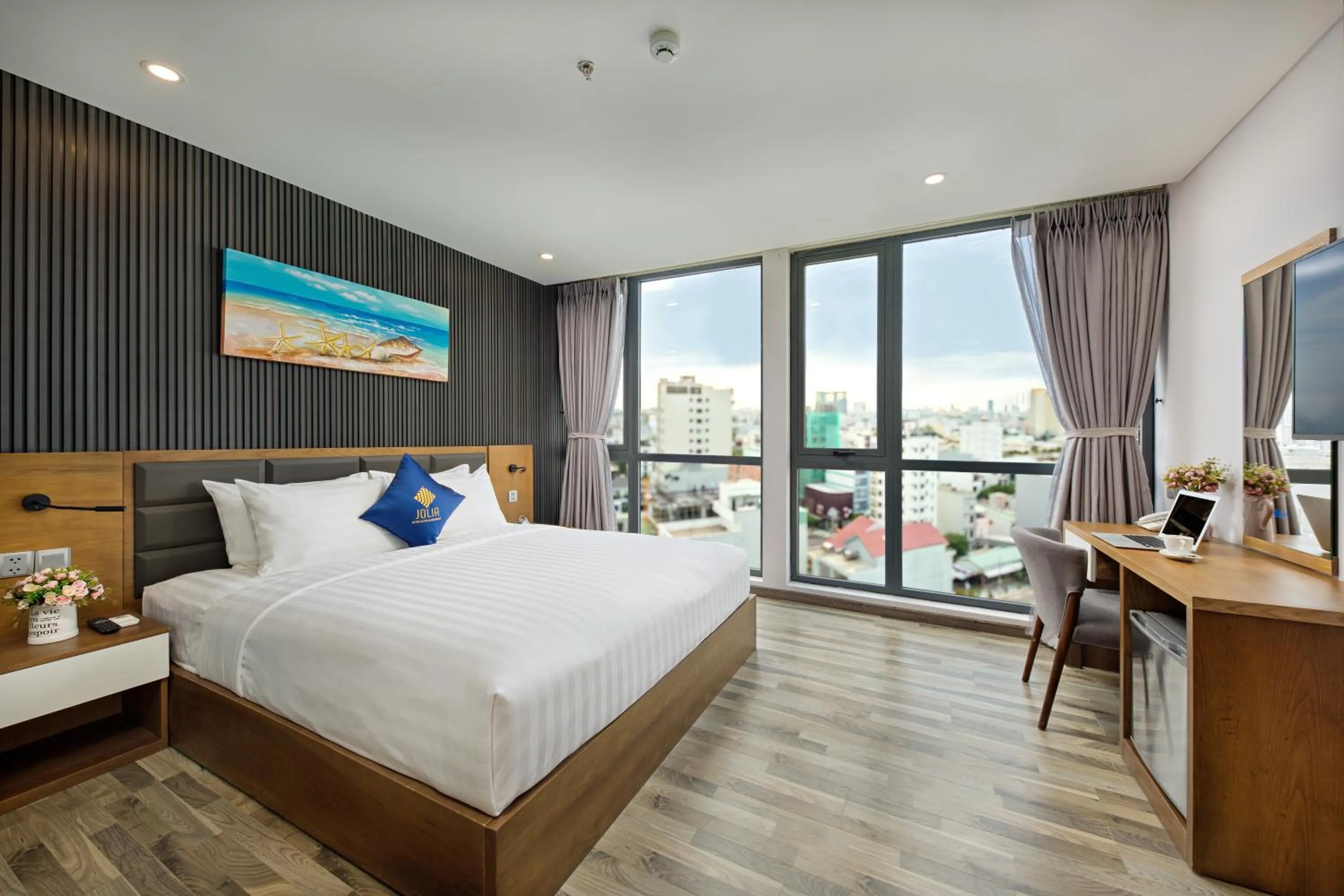 Deluxe King Room with City View in Jolia Hotel Danang Beach